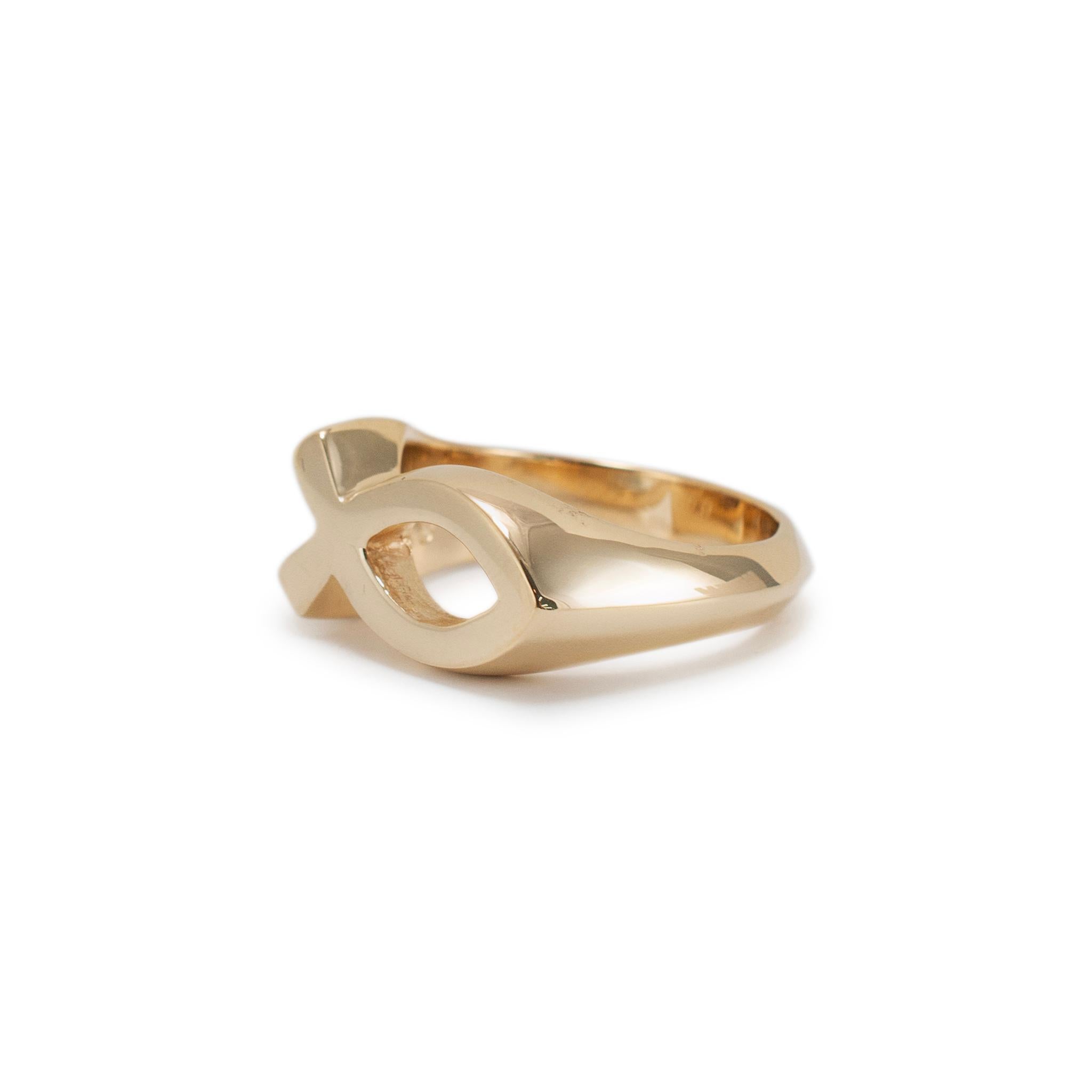 James Avery Retired 14K Yellow Gold Ichthus Fish Band Ring In Excellent Condition In Houston, TX