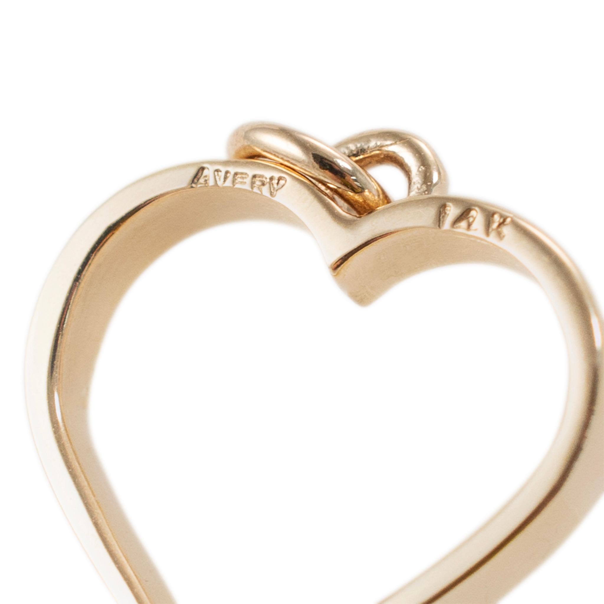 James Avery, pendentif breloque cœur ouvert rétiré en or jaune 14 carats Excellent état - En vente à Houston, TX