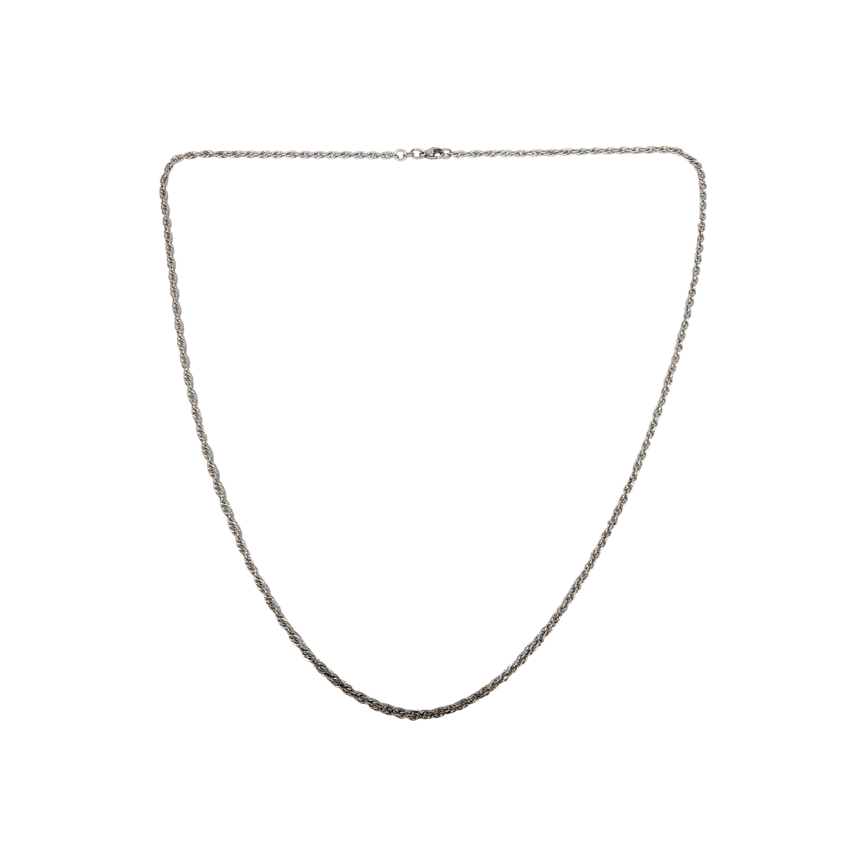 Sterling silver twist chain necklace by James Avery.

A long twist chain by iconic designer James Avery.

Weighs approx 15.7g, 10.1dwt

Measures approx 30