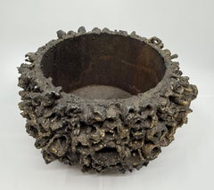 Vase brutaliste James Bearden en acier taillé au chalumeau et en bronze