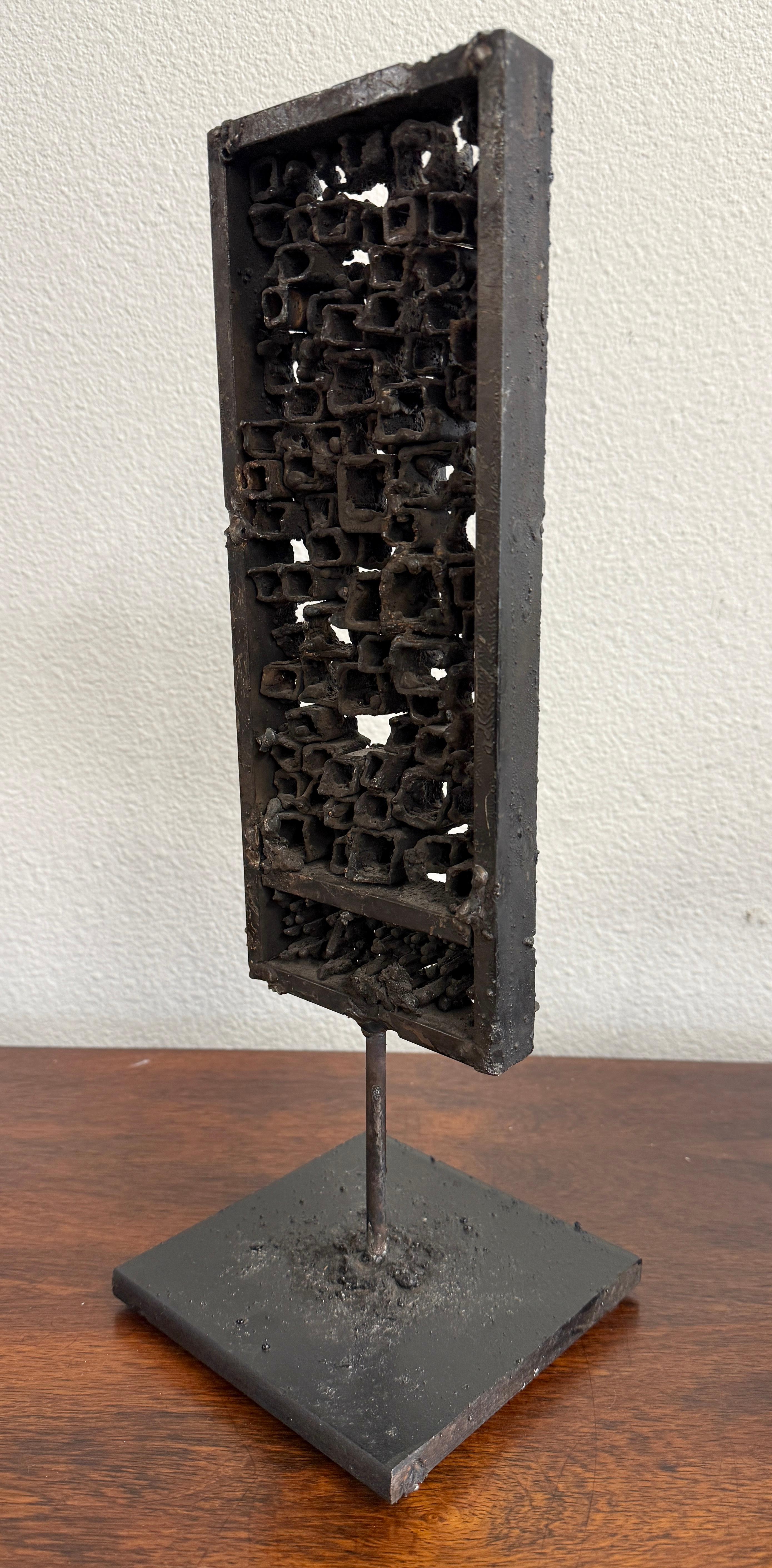 James Bearden Scultura brutalista in acciaio con taglio a torcia in vendita 2