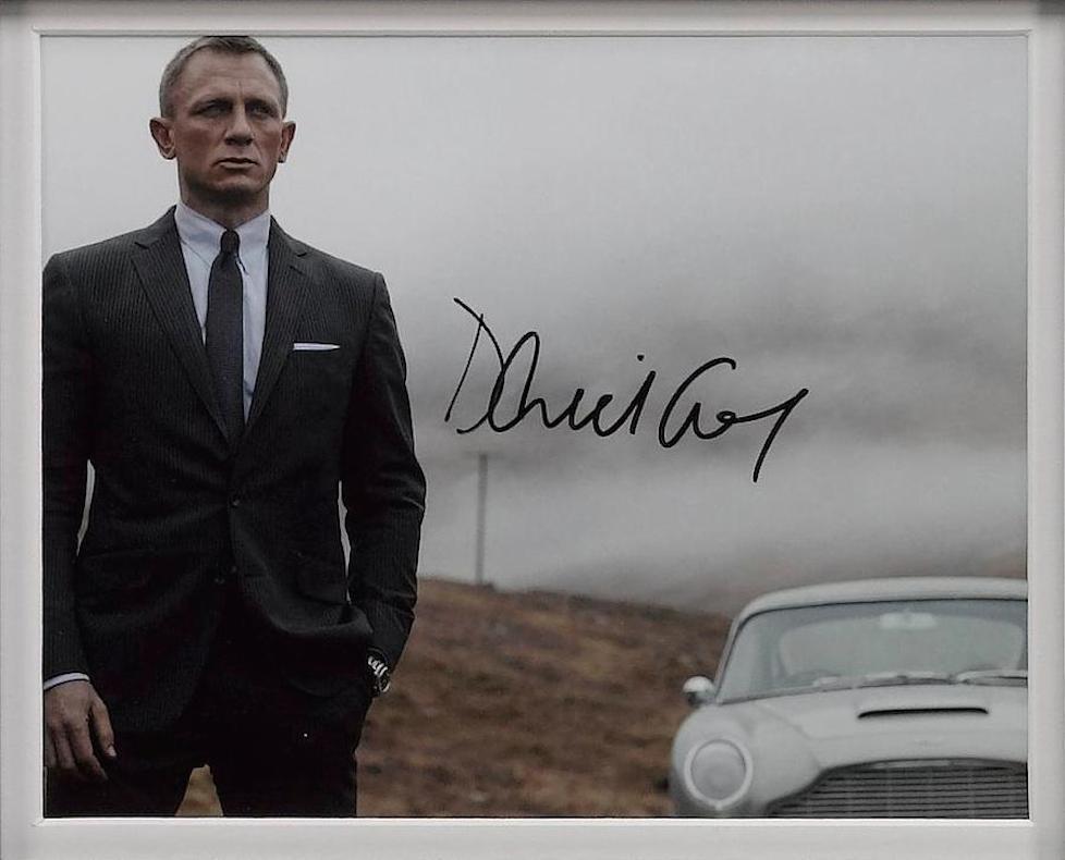 Paper James Bond 007 Collage
