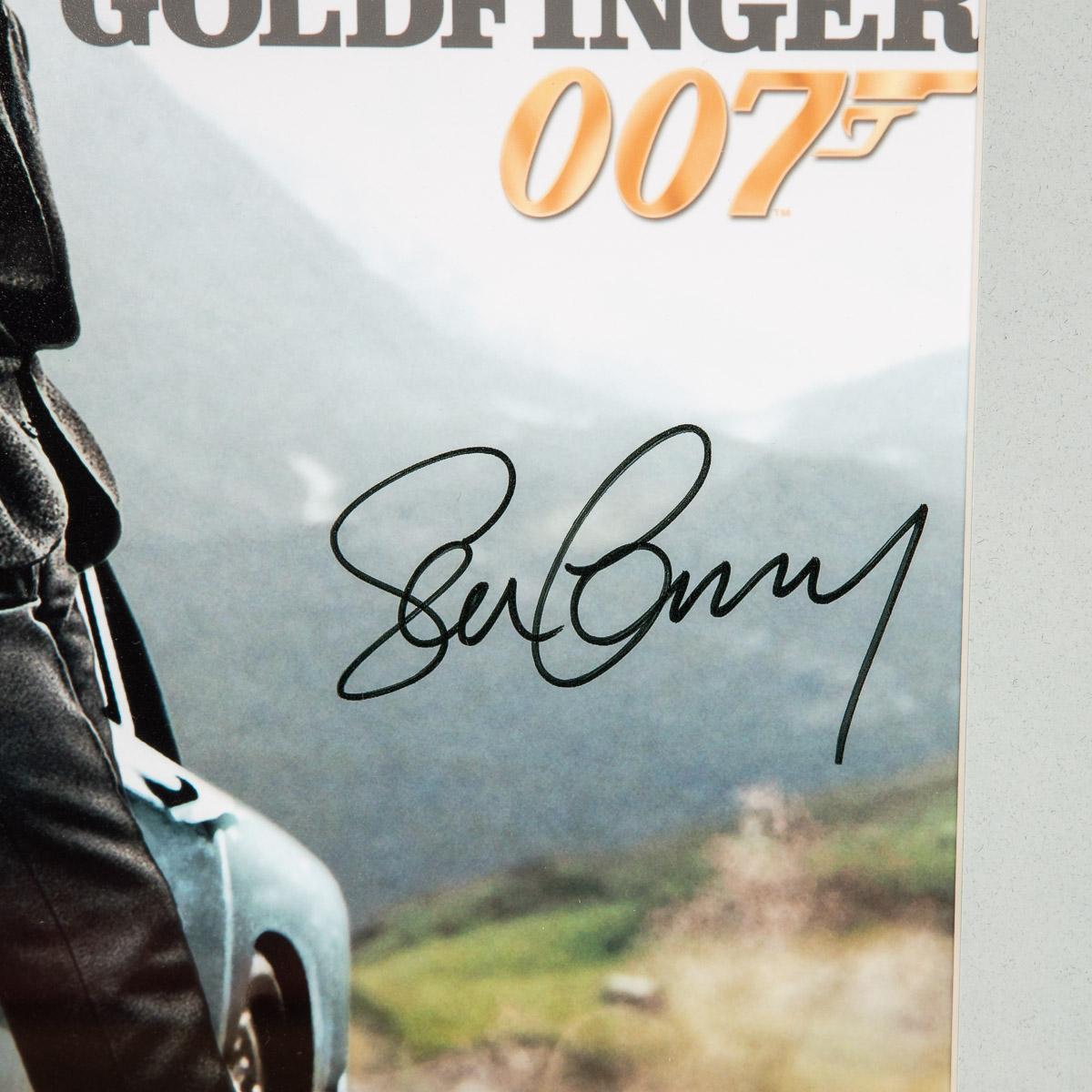 James Bond 007 Sean Connery Aston Martin Db5 Gerahmte Fotografie mit Signatur im Zustand „Gut“ im Angebot in Royal Tunbridge Wells, Kent