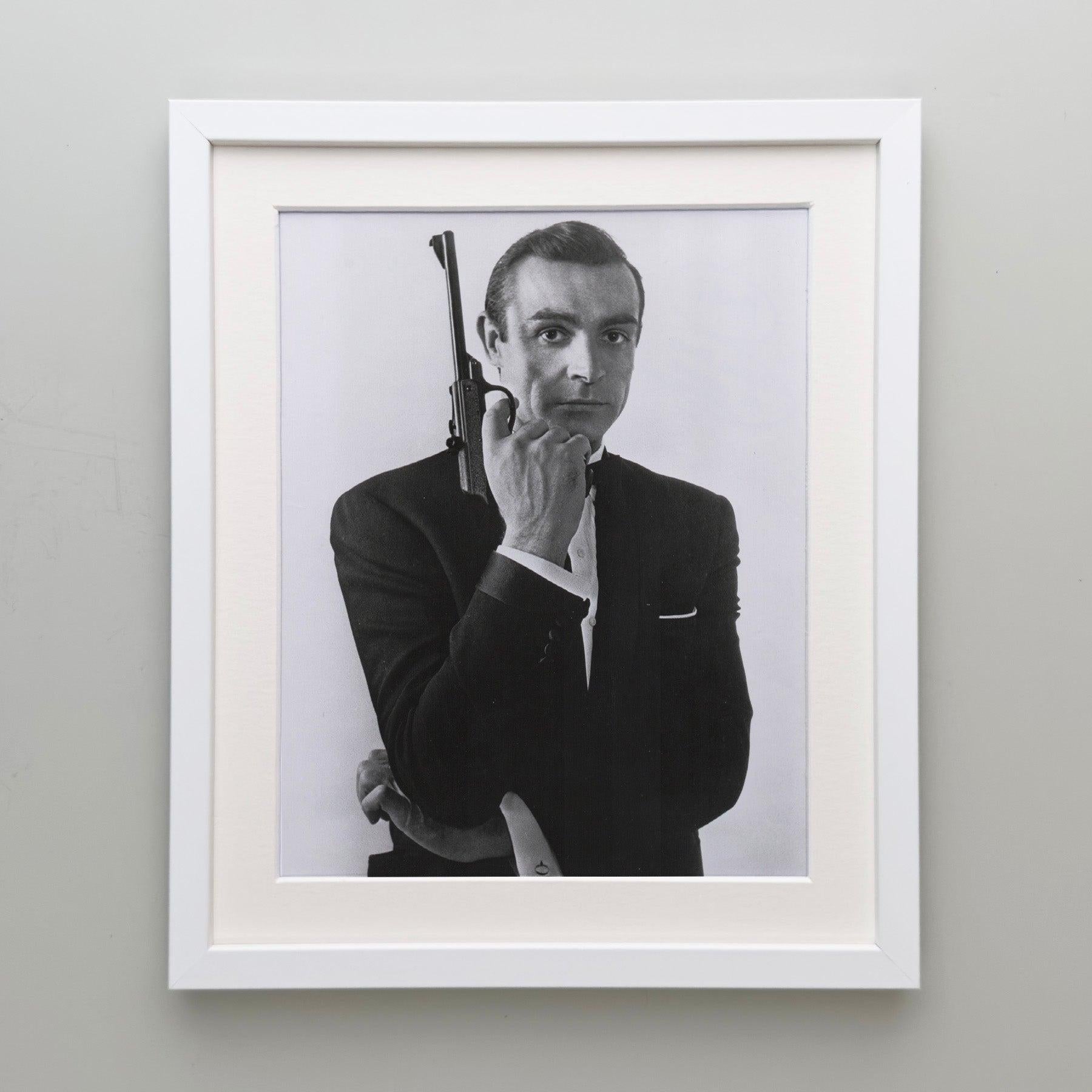 James Bond c1970s Pressewerbung Standbild - Gerahmt im Zustand „Hervorragend“ im Angebot in Bath, Somerset