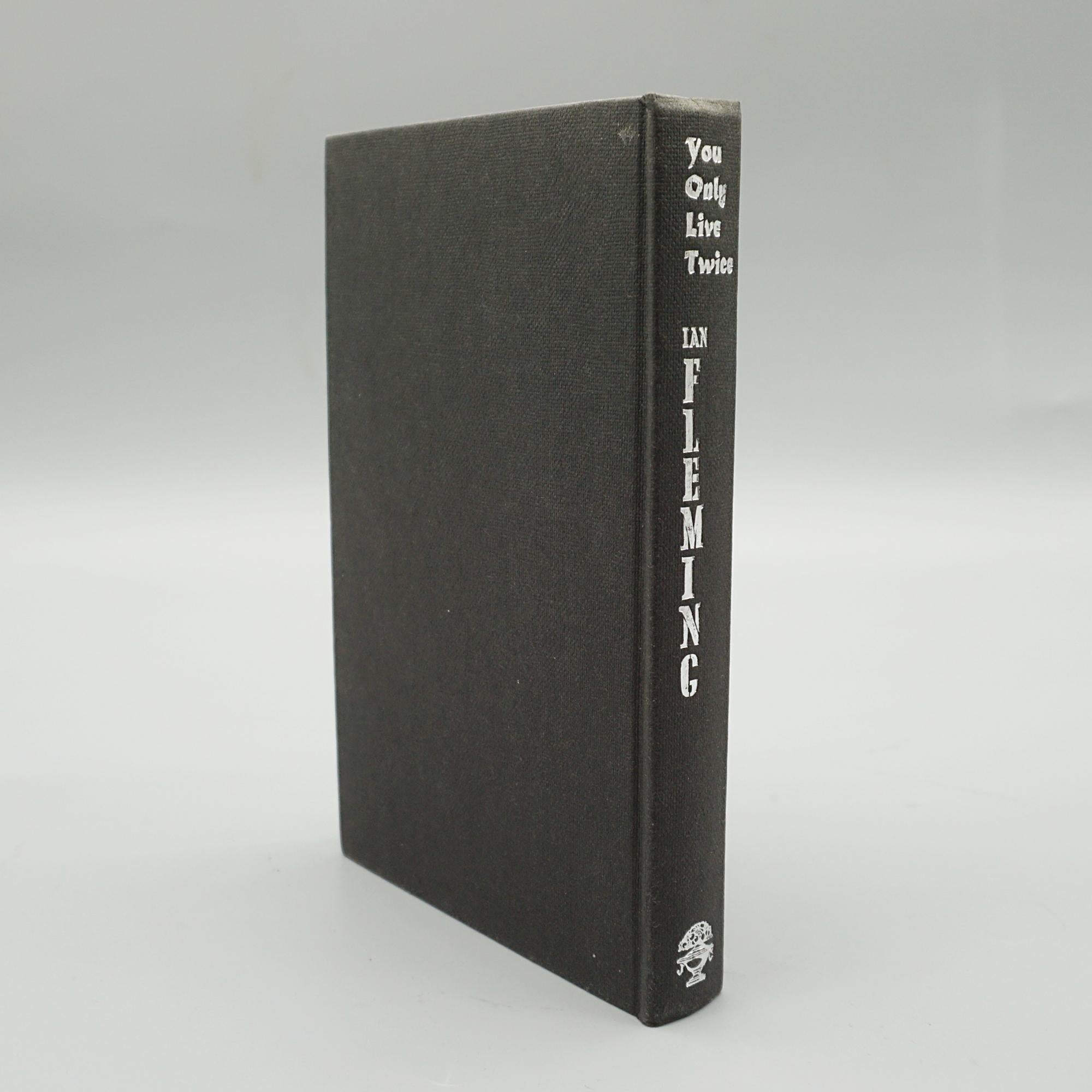 Première édition « You Only Live Twice » de James Bond par Ian Fleming Bon état - En vente à Forest Row, East Sussex
