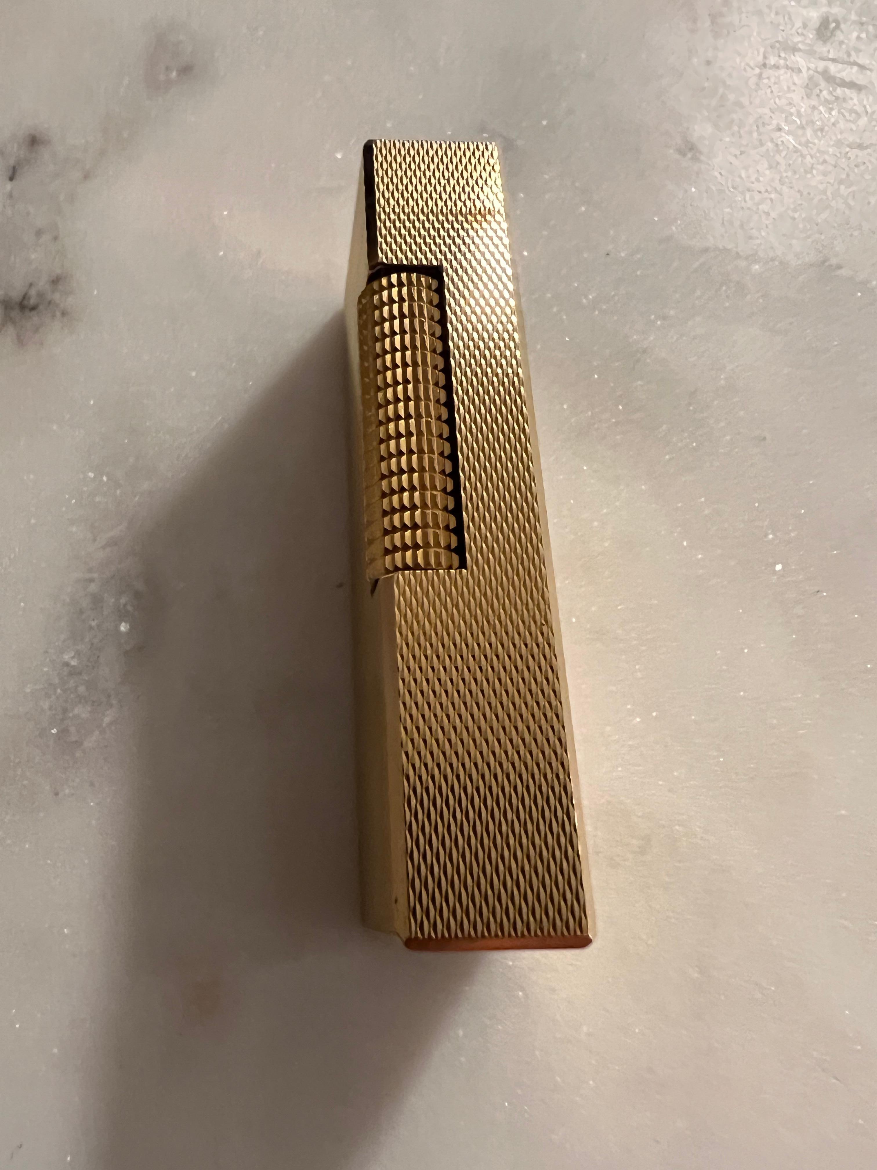 James Bond Iconic and Rare Vintage Dunhill Gold and Swiss Made Lighter 8