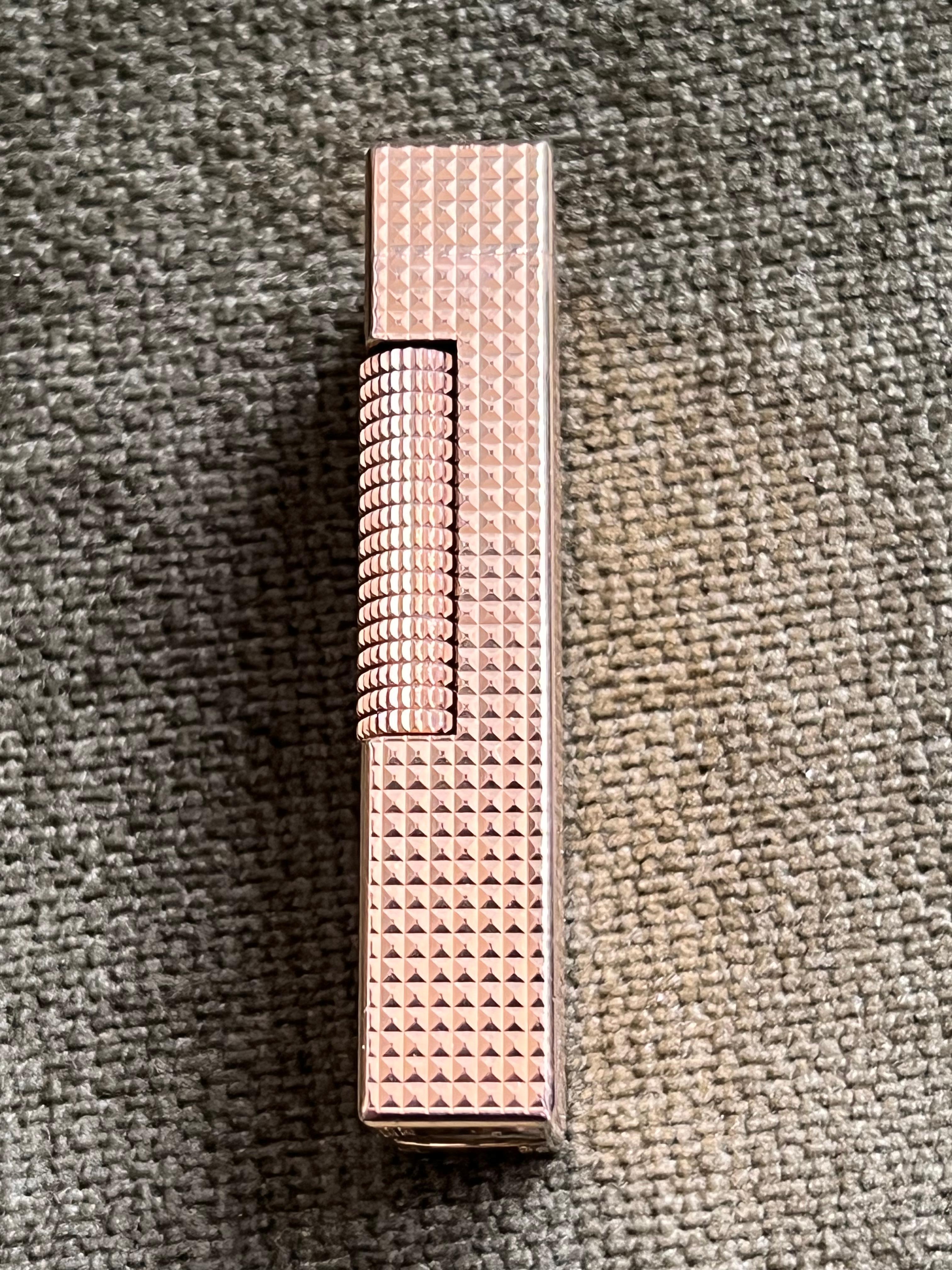 Dunhill “James Bond” Lighter of Choice, Diamond Pattern Gold Plated Lighter In Excellent Condition In New York, NY