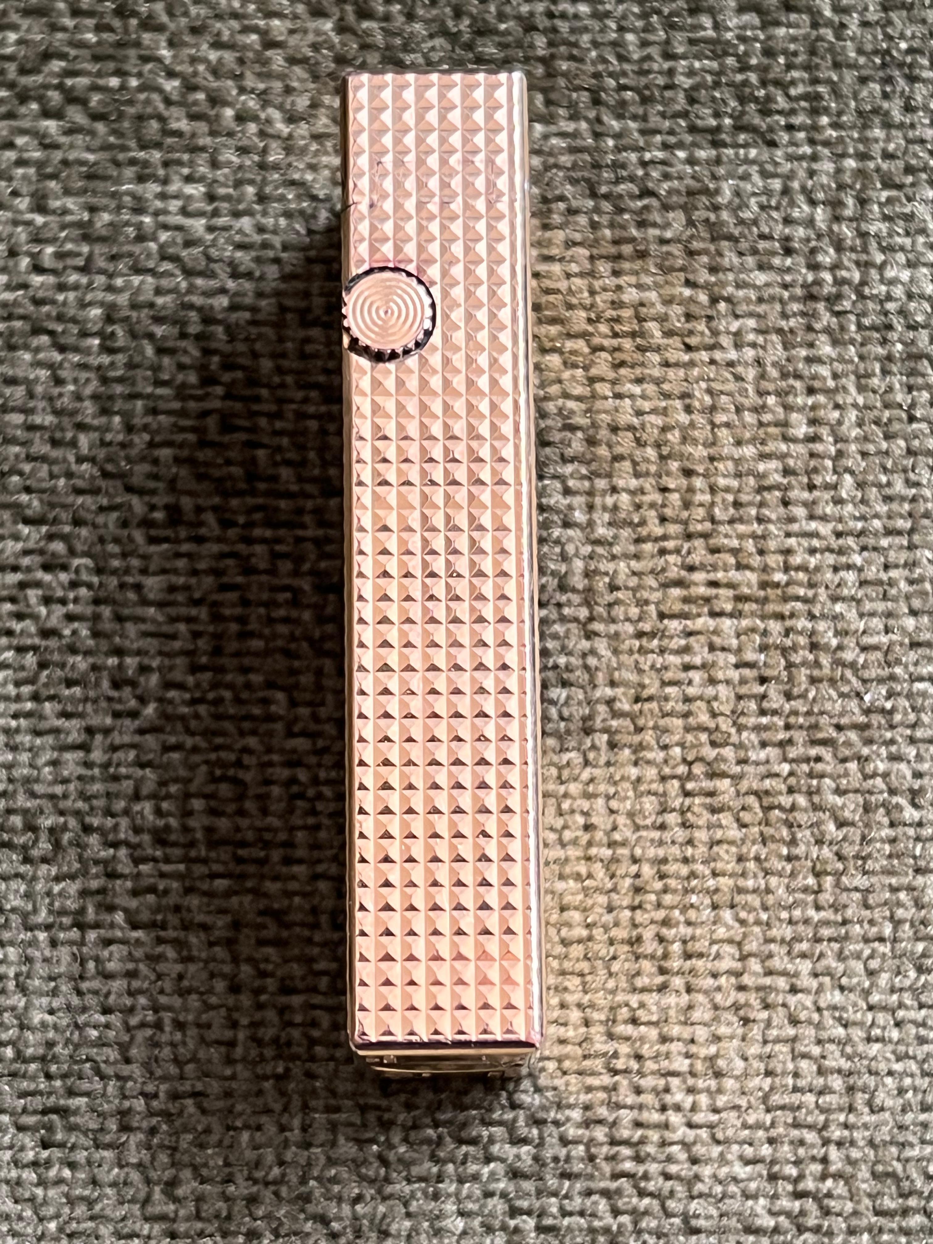 Dunhill “James Bond” Lighter of Choice, Diamond Pattern Gold Plated Lighter 1