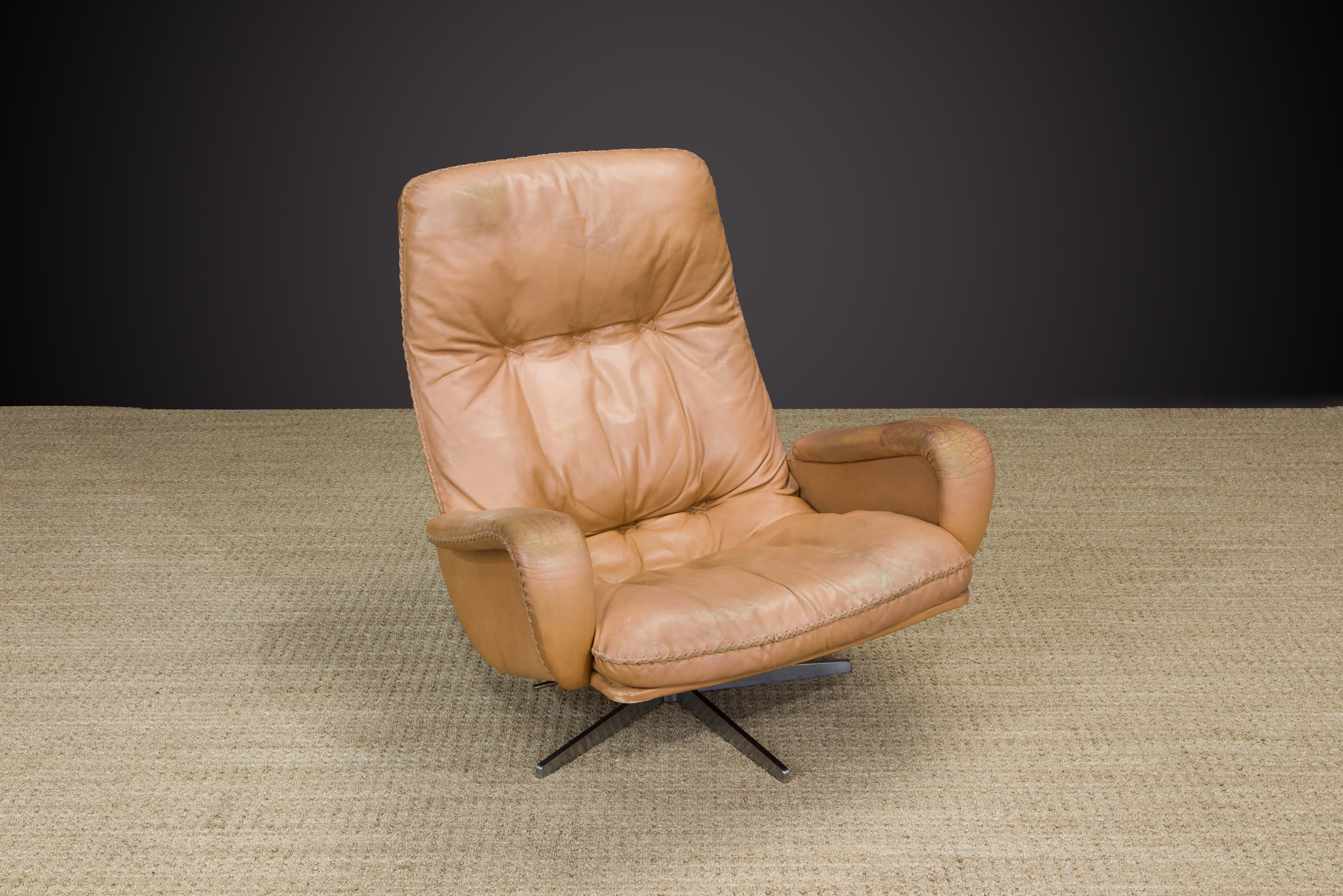 Mid-20th Century 'James Bond' Model S-231 Swivel Lounge Armchair by De Sede, Switzerland, 1960s