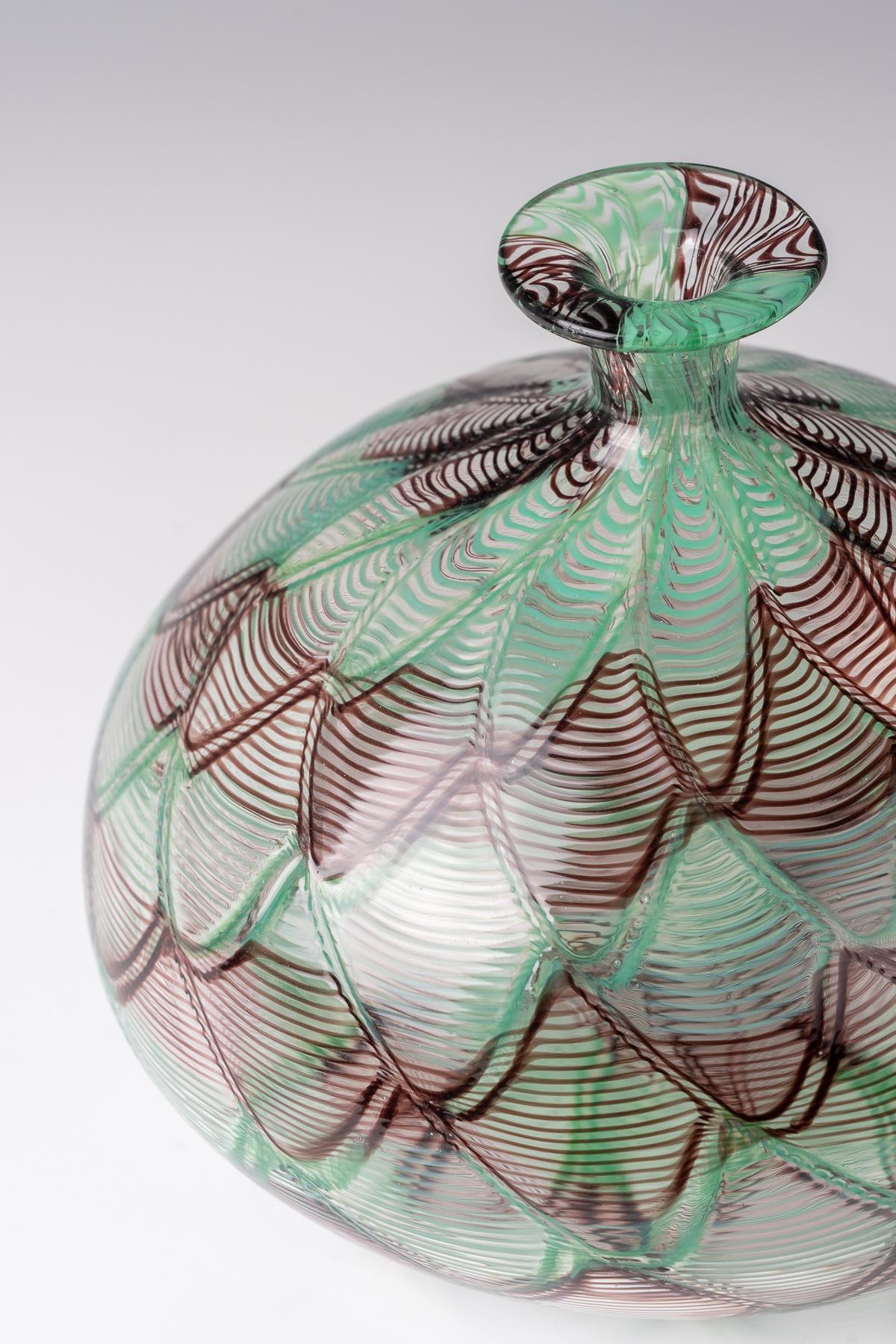 James Carpenter, 'Venini Zanfirico' vase, 1982 In Good Condition For Sale In Zurich, CH