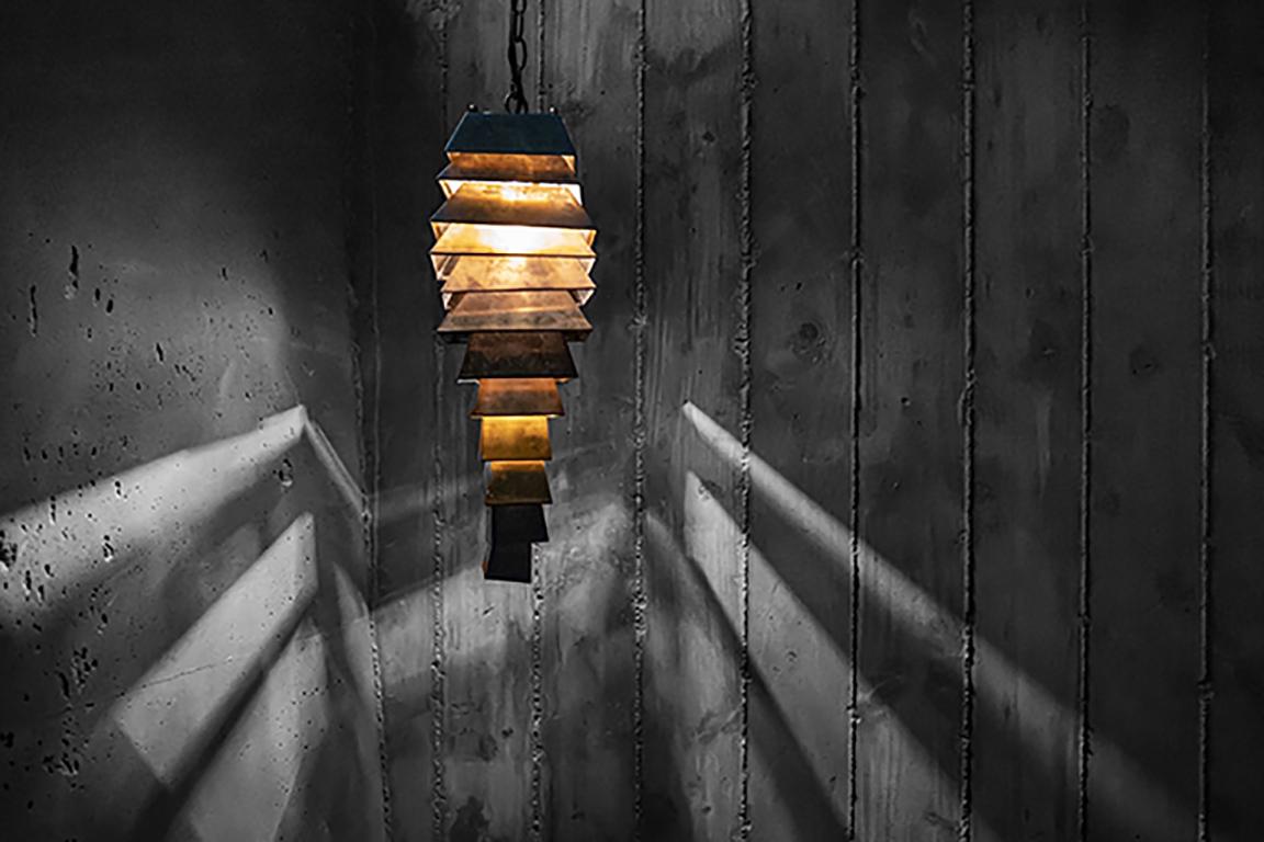 James de Wulf Armadillo Chandelier Lighting In New Condition For Sale In Los Angeles, CA