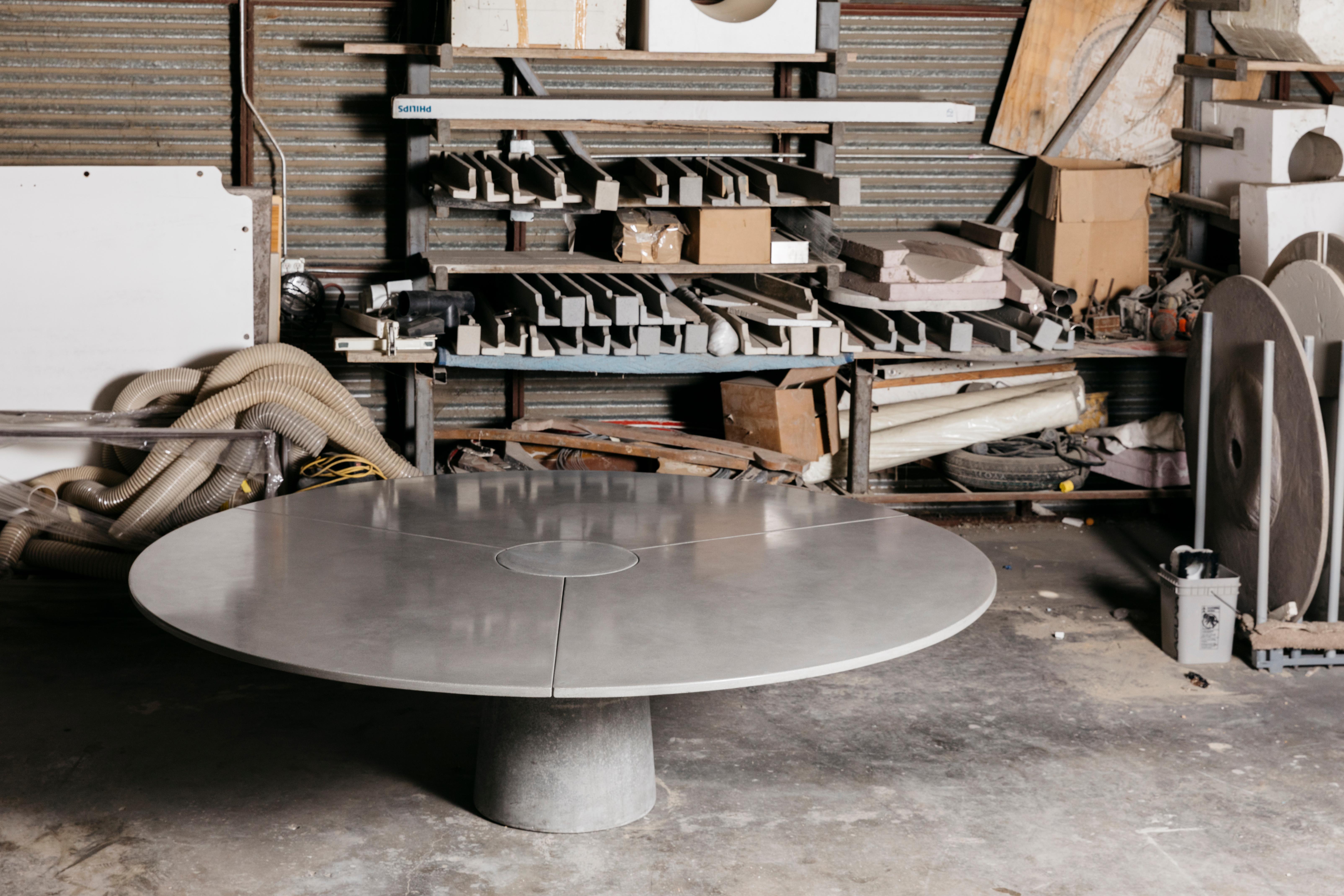 North American James de Wulf Concrete 3-Piece Locking Round Table, 102