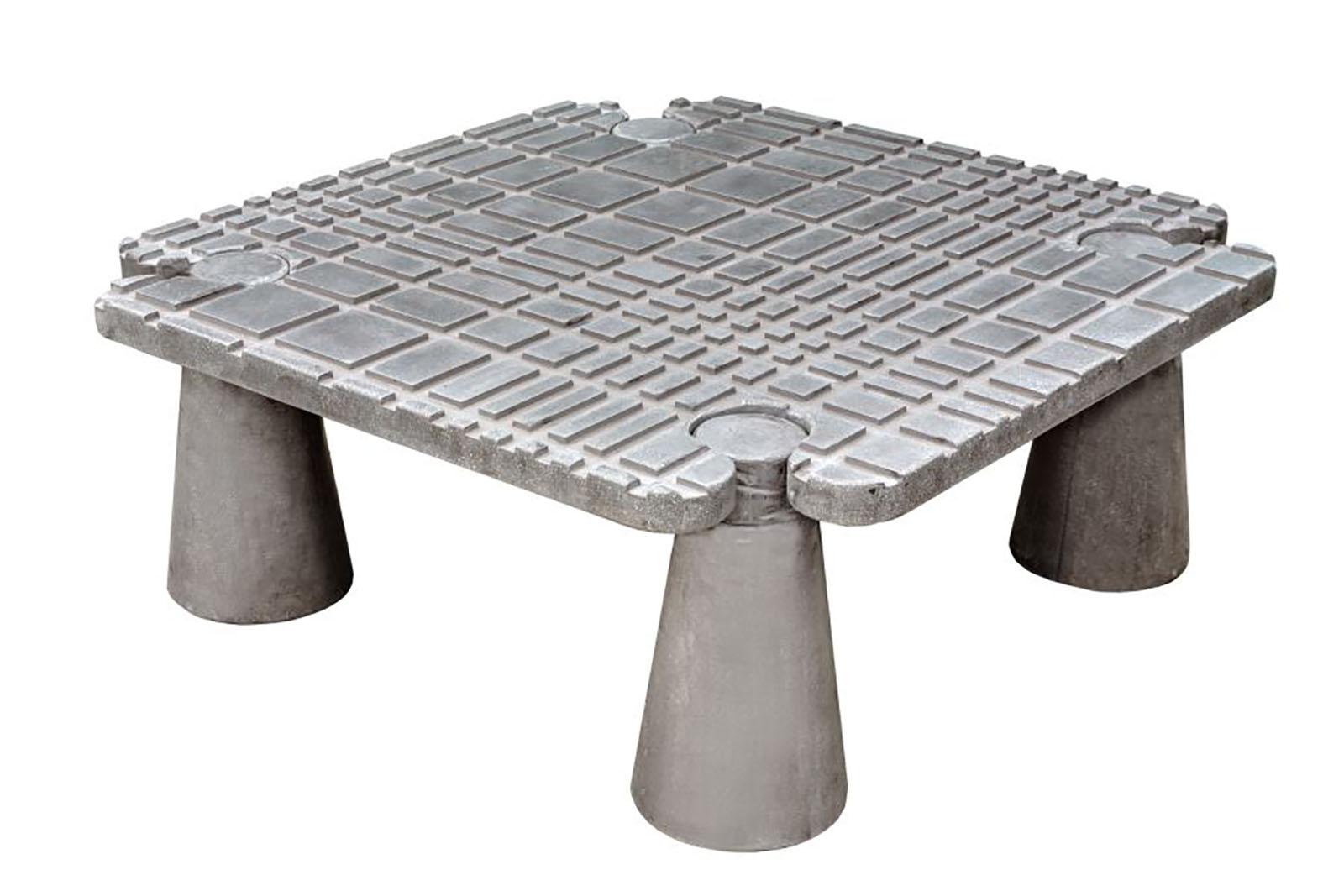 James de Wulf Concrete Fibonacci Locking Coffee Table In New Condition For Sale In Los Angeles, CA