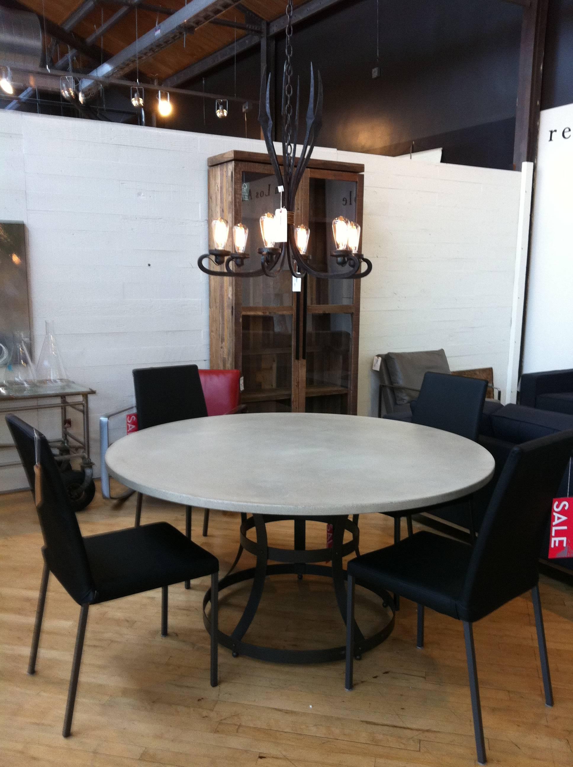 James de Wulf Concrete Hourglass Dining Table, Available Now In New Condition For Sale In Los Angeles, CA