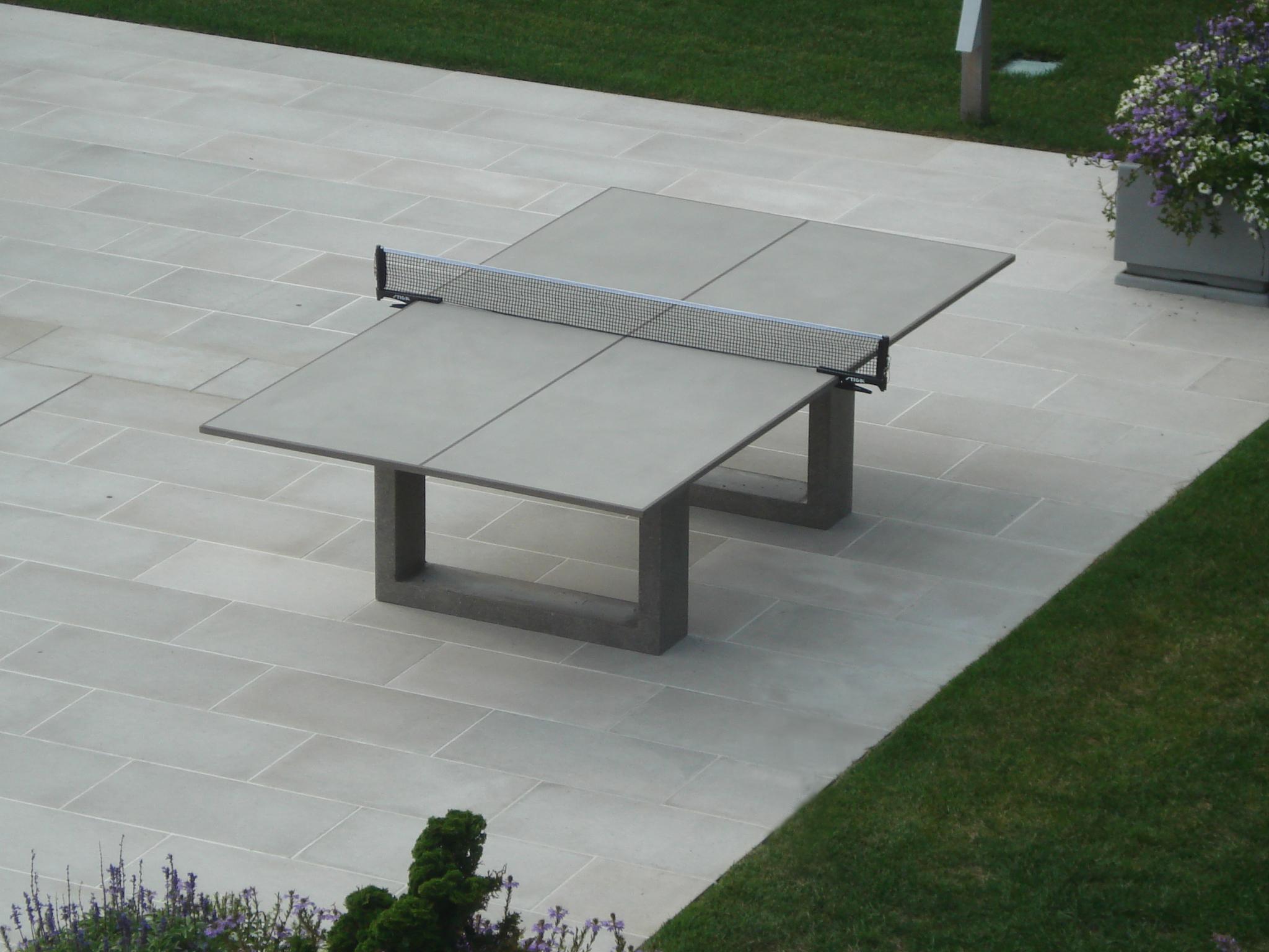 James de Wulf Concrete Ping Pong Table - Light Grey Finish, Available Now For Sale 1