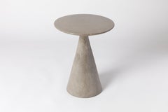 Runder Beistelltisch aus Beton von James de Wulf