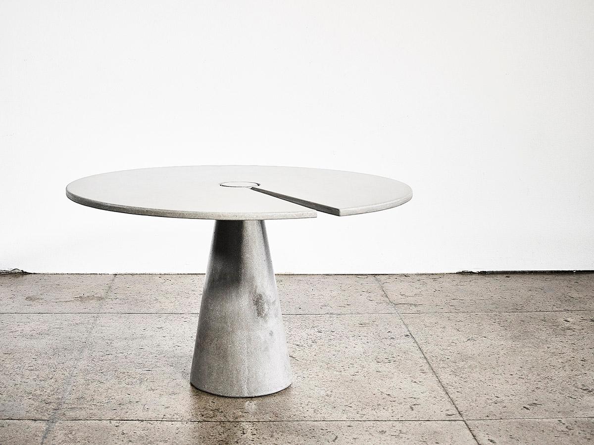 Brutalisme James de Wulf Table de salle à manger en béton, 72