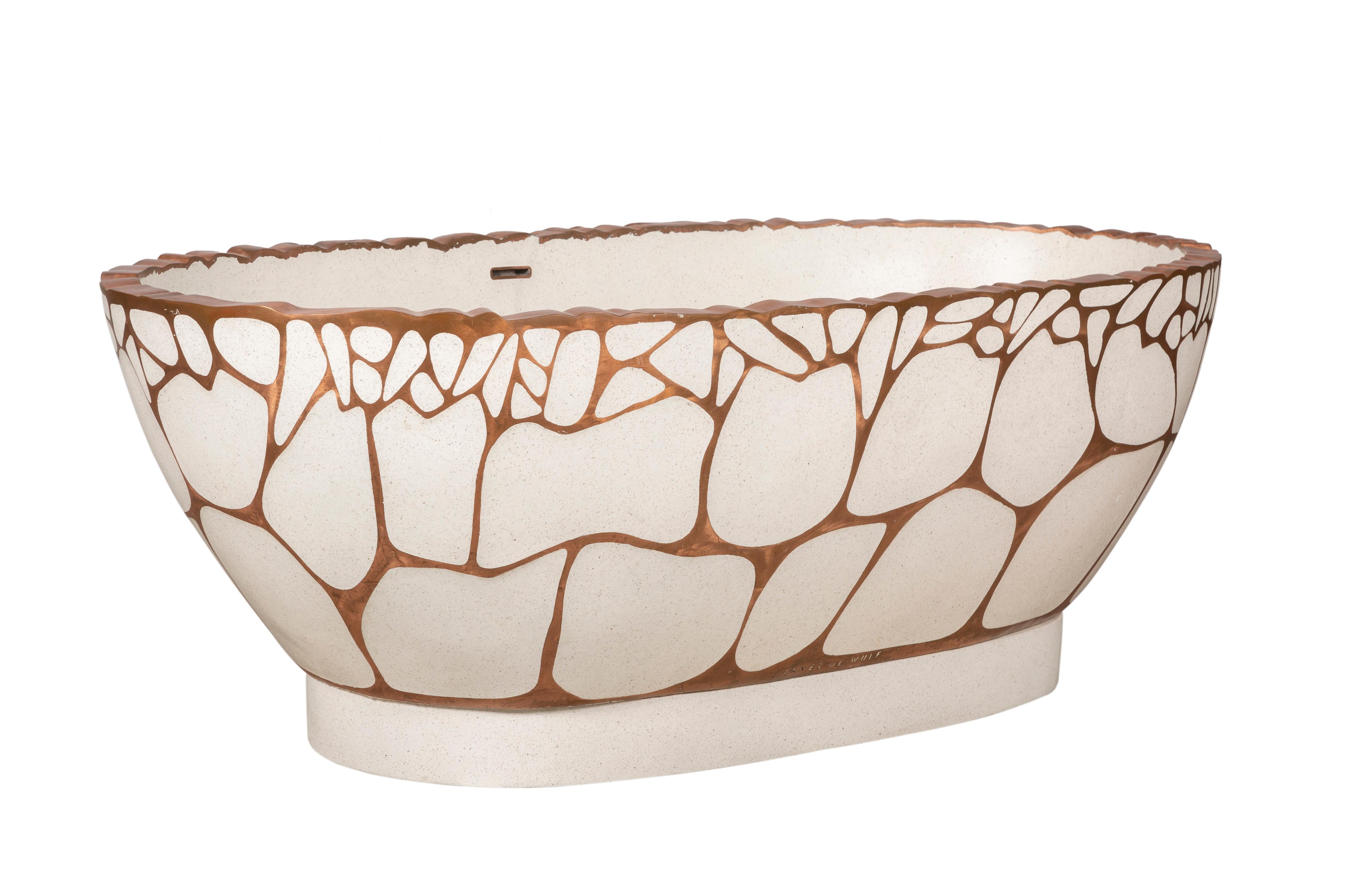 The Exo Series first premiered at Design Miami 2021, with a series of bronze adorned tables from James' fascination with growth patterns in oceanic microorganisms. New to the series for 2025, he has brought that study back into the water with a tub