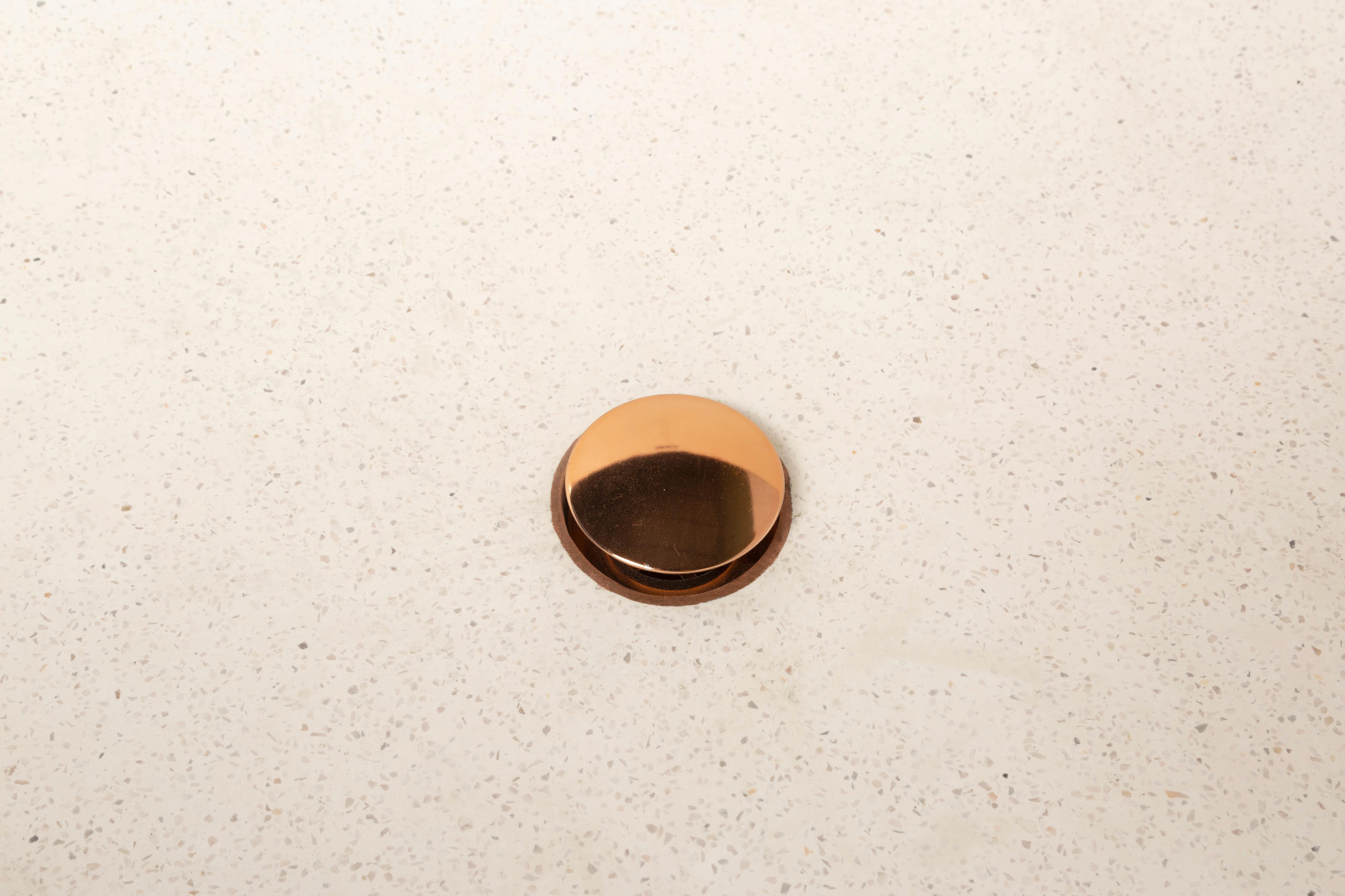 James de Wulf Exo Lotus Bathtub In New Condition For Sale In Paia, HI
