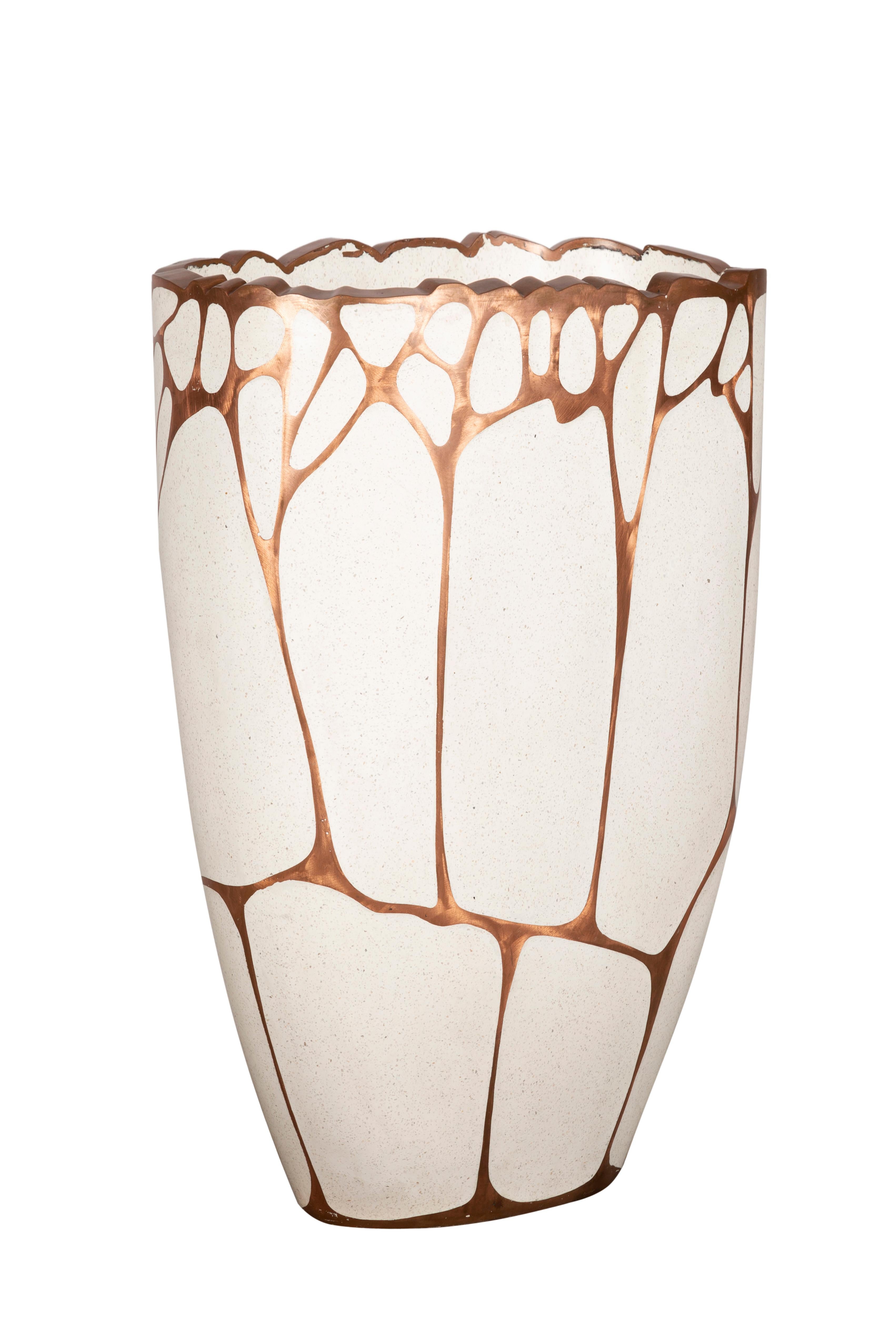 The Exo Series first premiered at Design Miami 2021, with a series of bronze adorned tables from James' fascination with growth patterns in oceanic microorganisms. New to the series for 2025, he has brought that study back into the water with a tub