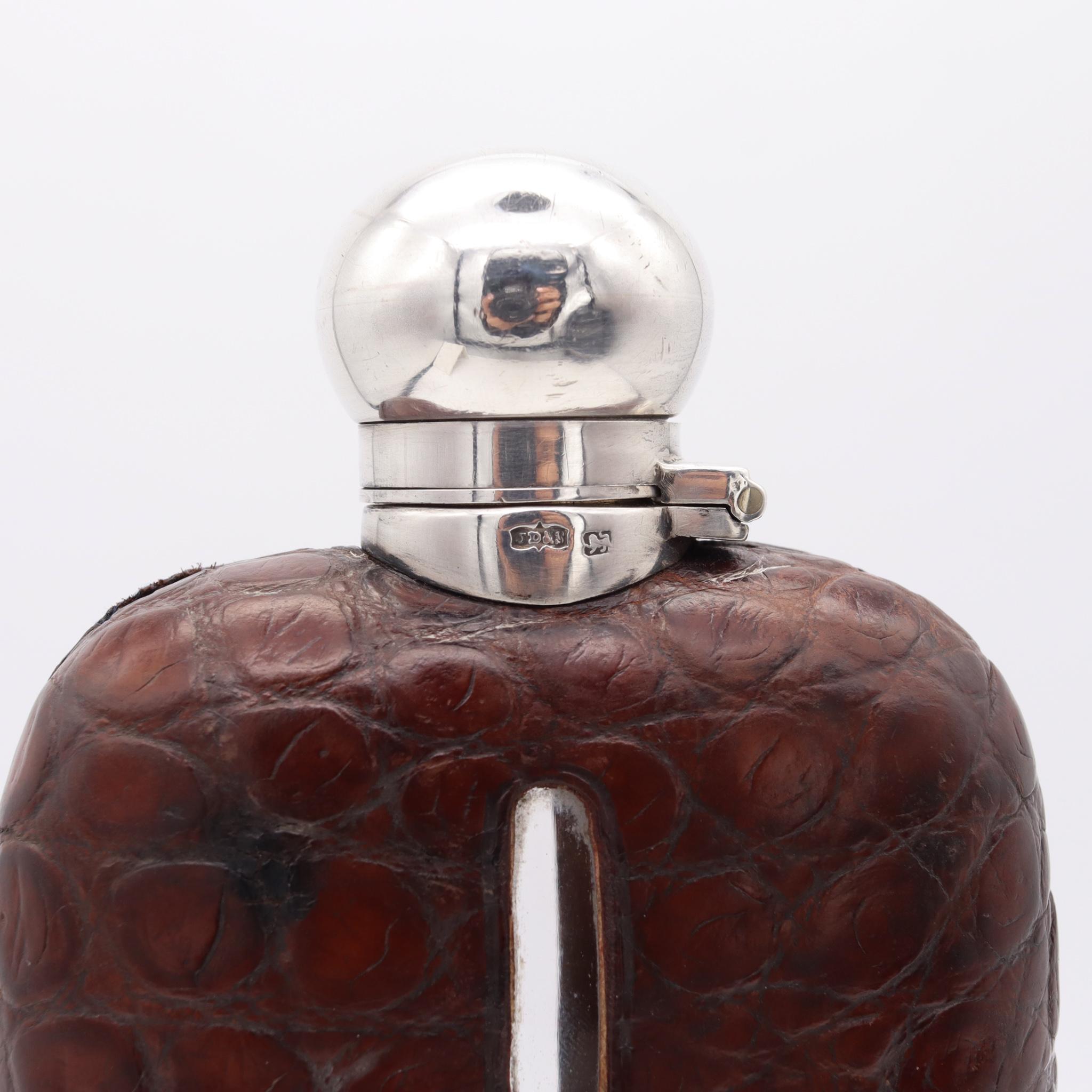 James Dixon & Sons 1891 Sheffield Large Liquor Flask in Sterling and Crocodile In Excellent Condition For Sale In Miami, FL