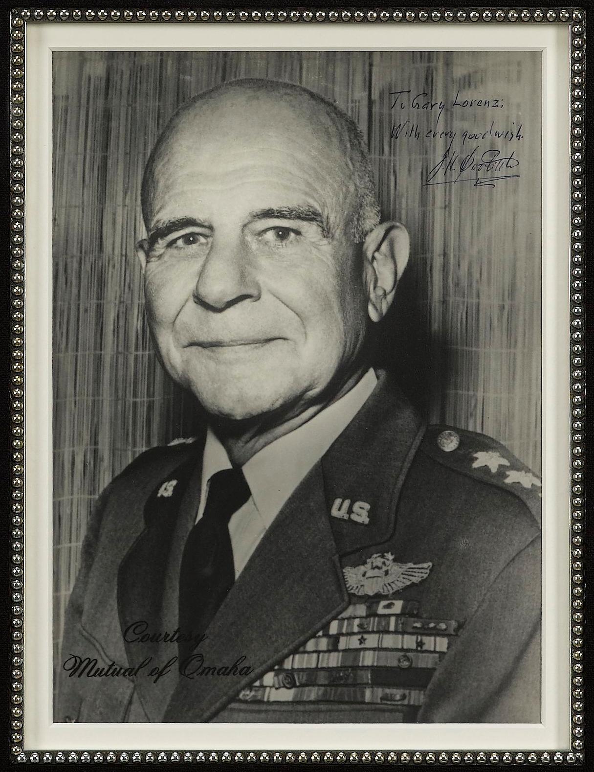 James Doolittle Lettera dattiloscritta e fotografia firmata, 1969 In condizioni buone in vendita a Colorado Springs, CO