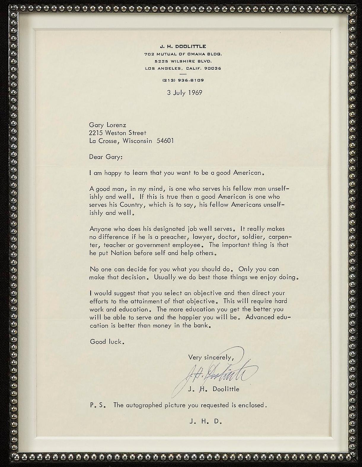 Metà XX secolo James Doolittle Lettera dattiloscritta e fotografia firmata, 1969 in vendita