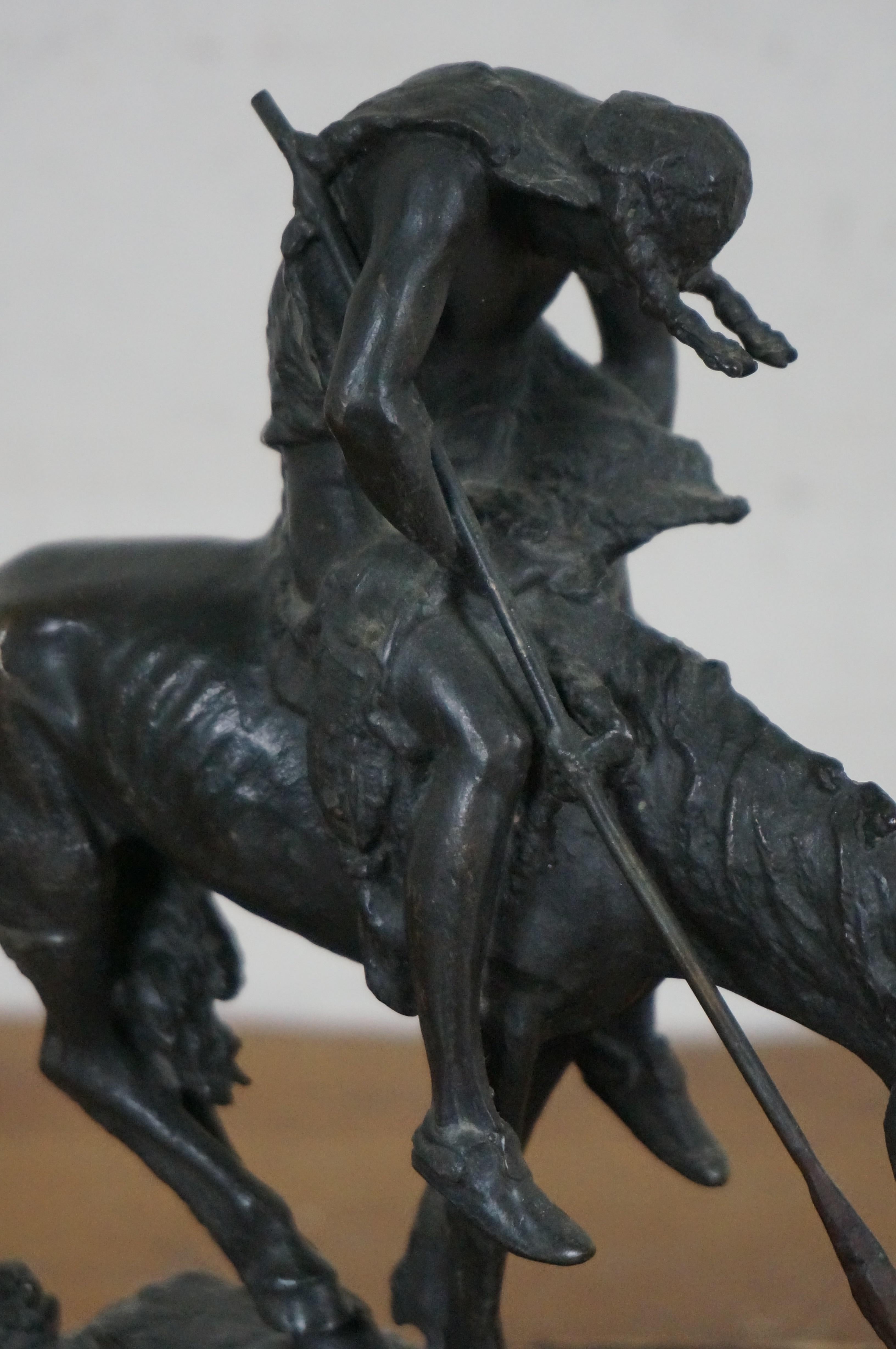 James Earle Fraser Escultura de bronce en forma de estatuilla de un nativo americano, final del camino 9 6