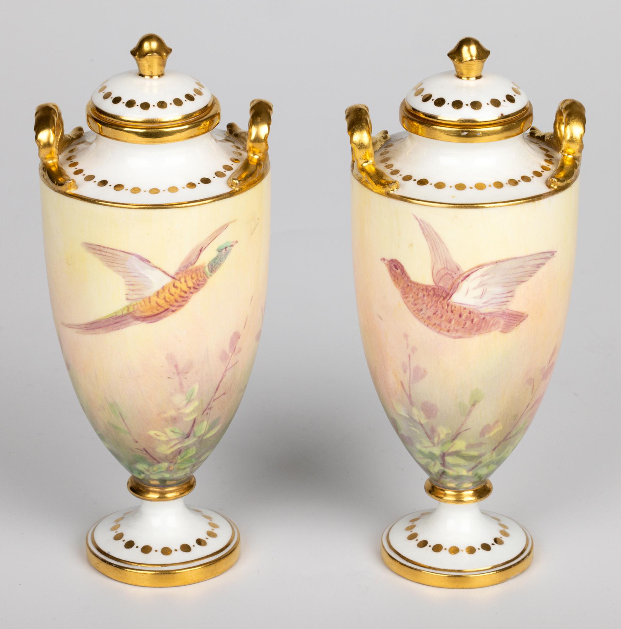 James Edwin Dean for Minton Pair Pheasant Painted Lidded Vases In Good Condition In Bishop's Stortford, Hertfordshire