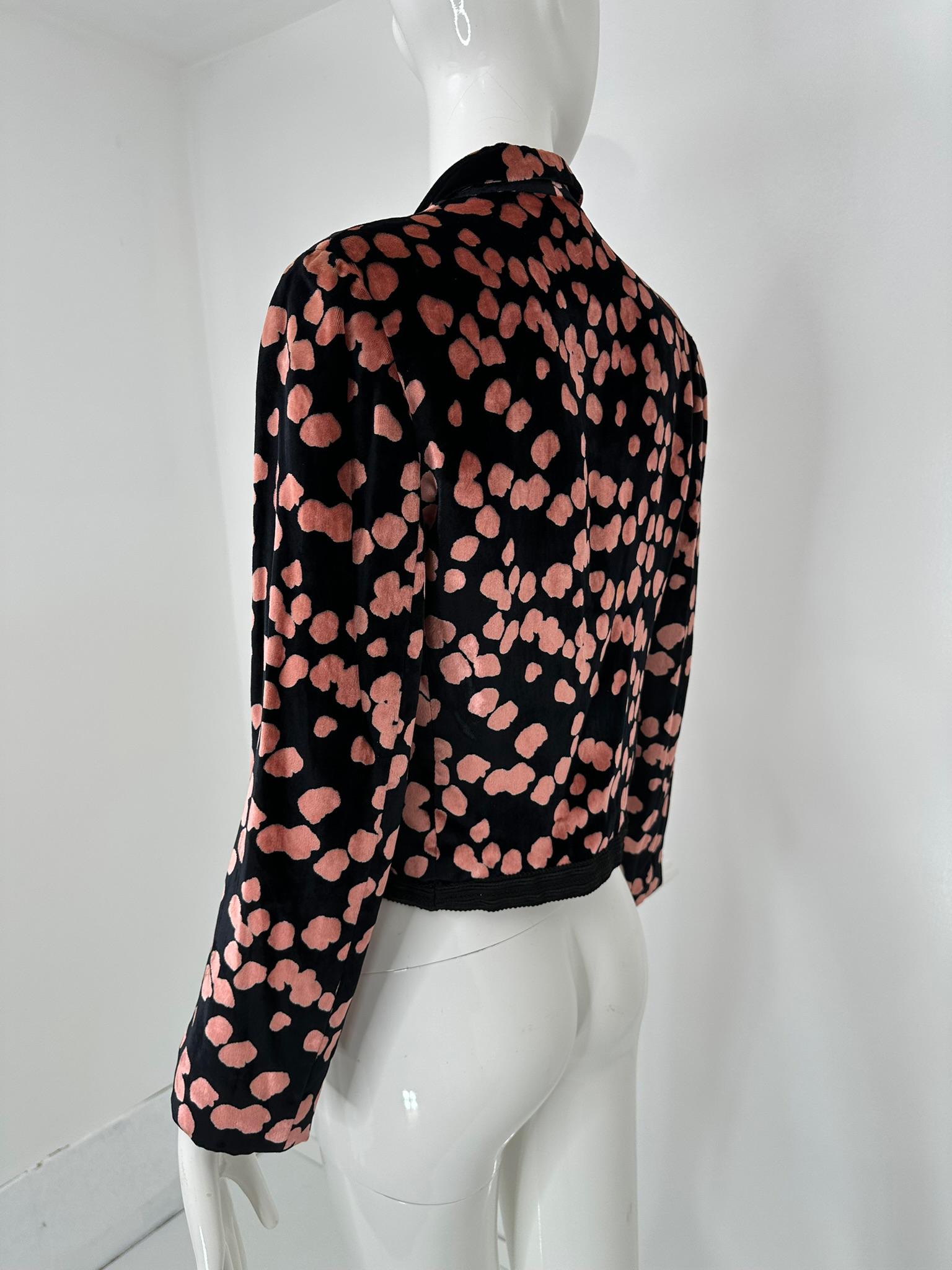 James Galanos Black & Pink Silk Velvet Cropped Jacket Black Braid Trim & Pockets (Veste courte en velours de soie noir et rose) en vente 1