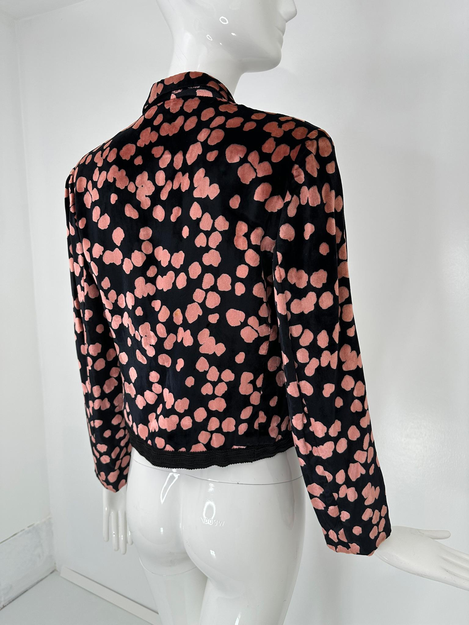 James Galanos Black & Pink Silk Velvet Cropped Jacket Black Braid Trim & Pockets (Veste courte en velours de soie noir et rose) en vente 4