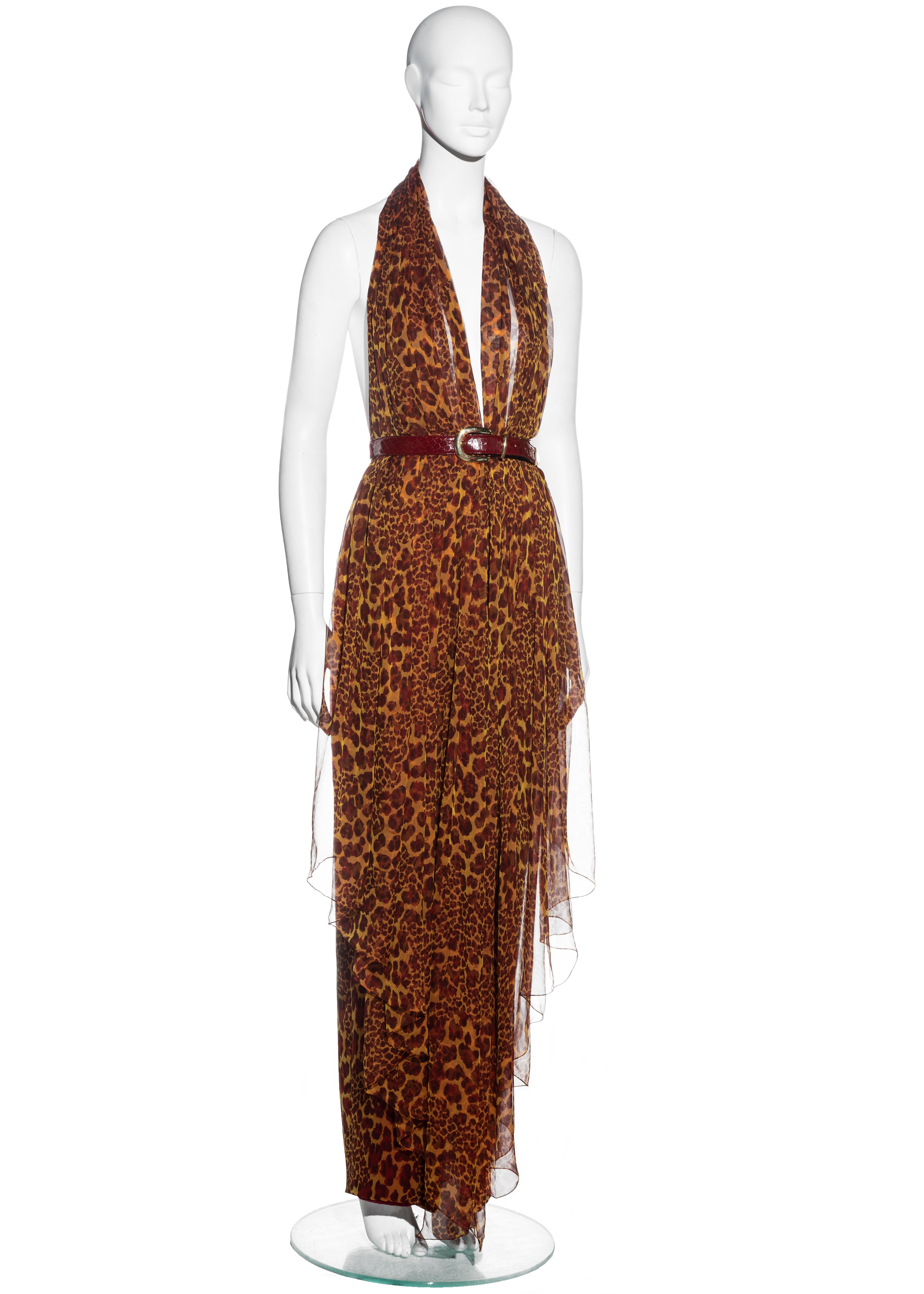 James Galanos Vestido de noche halter de gasa de seda con estampado de leopardo, c. 1970 Marrón