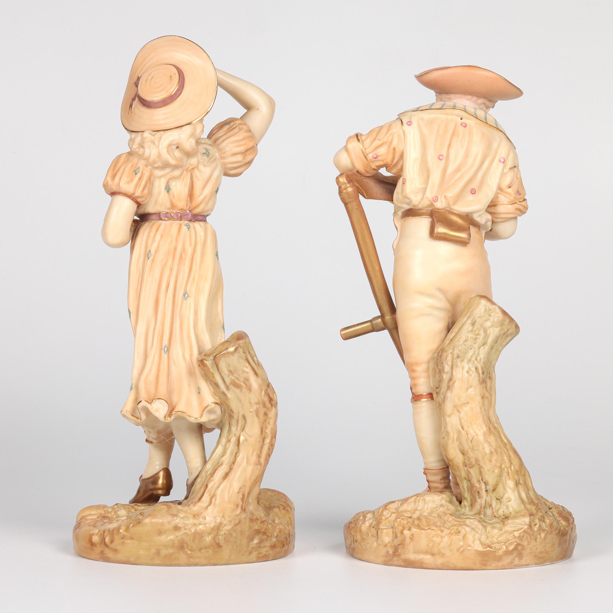 Figuras de campesinos James Hadley Royal Worcester Blush Ivory en venta 9