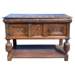 Armoire de la cour en Oak James II