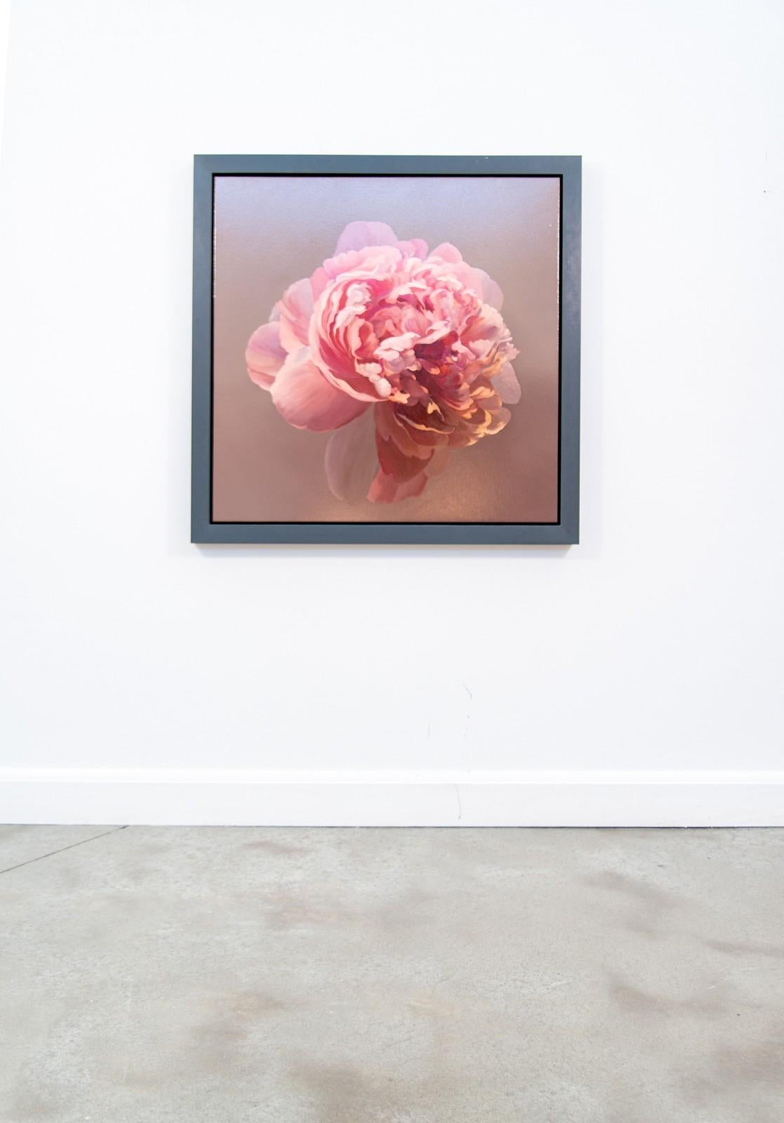 Peony 120606-03 - lush, detailed, realist, floral, still life, oil on canvas - Painting by James Lahey