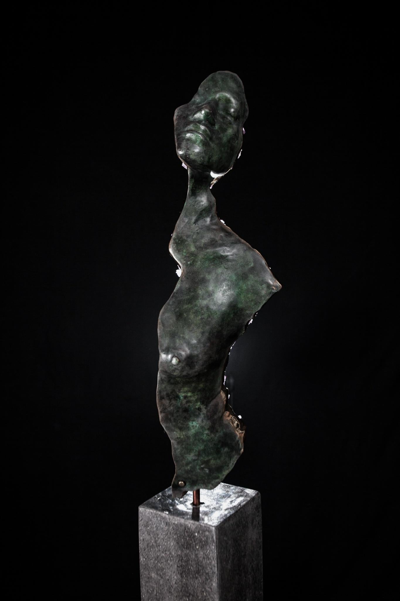LIMINALER ZUSTAND  Amethystkristalle, Bronzeskulptur (Zeitgenössisch), Sculpture, von James Lomax