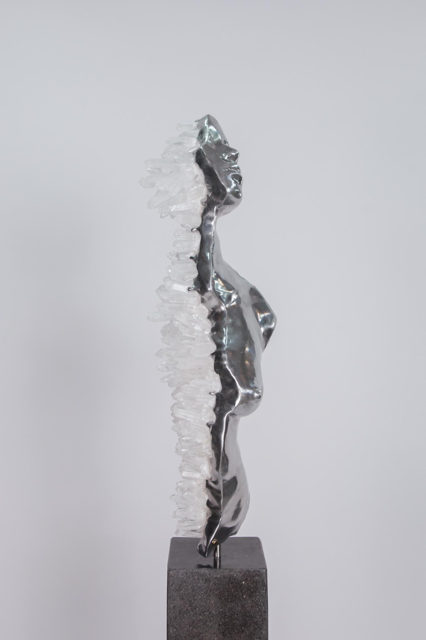 LIMINALER ZUSTAND  Klare Quarzkristalle, Aluminium-Skulptur im Angebot 8