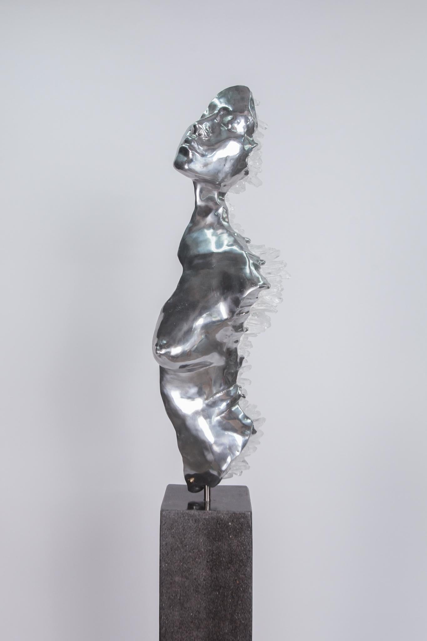 LIMINAL STATE  Clear quartz crystals, aluminium sculpture For Sale 4