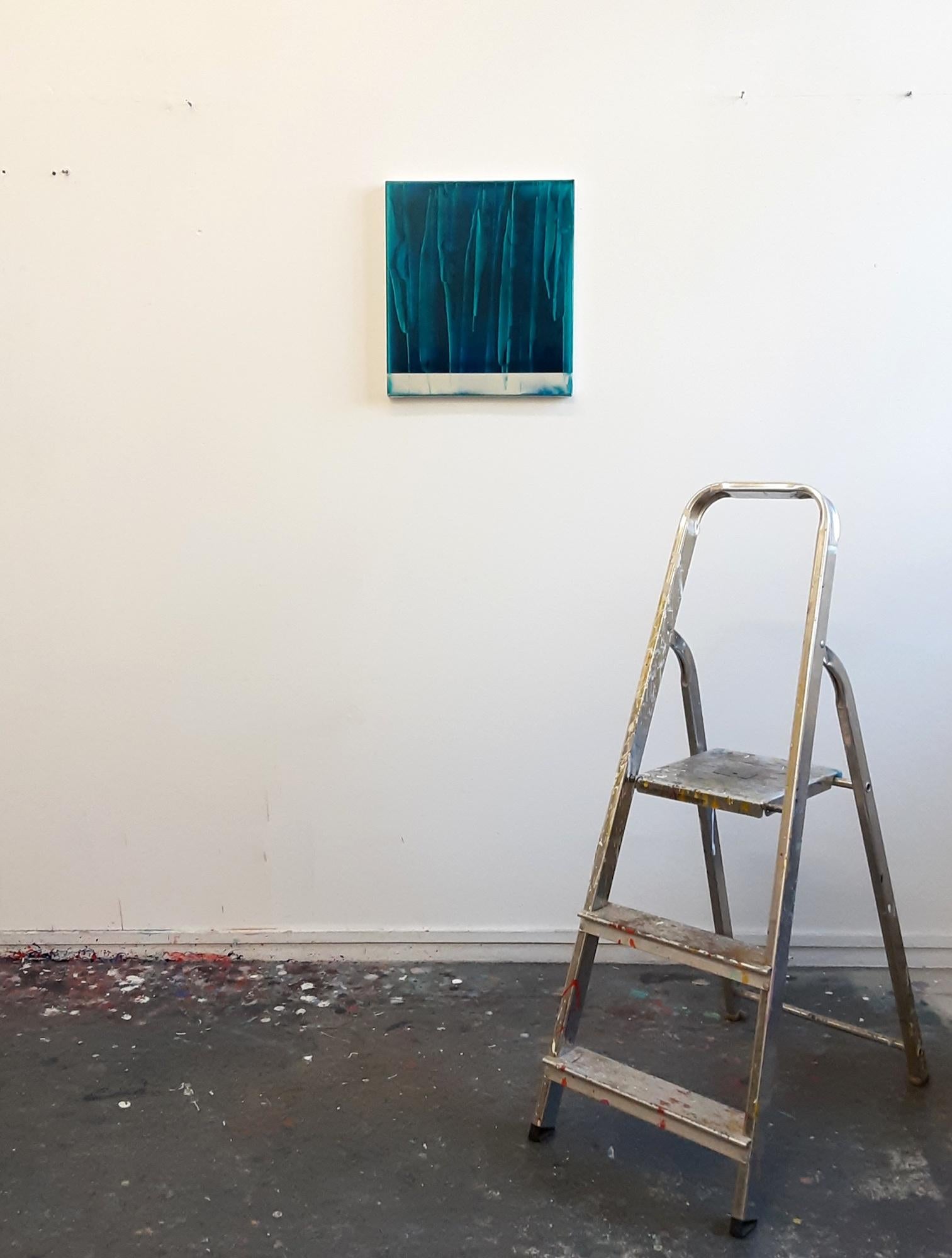 Echoes (1/19) von James Lumsden - Abstraktes Farbgemälde, Blautöne, Glanz im Angebot 2