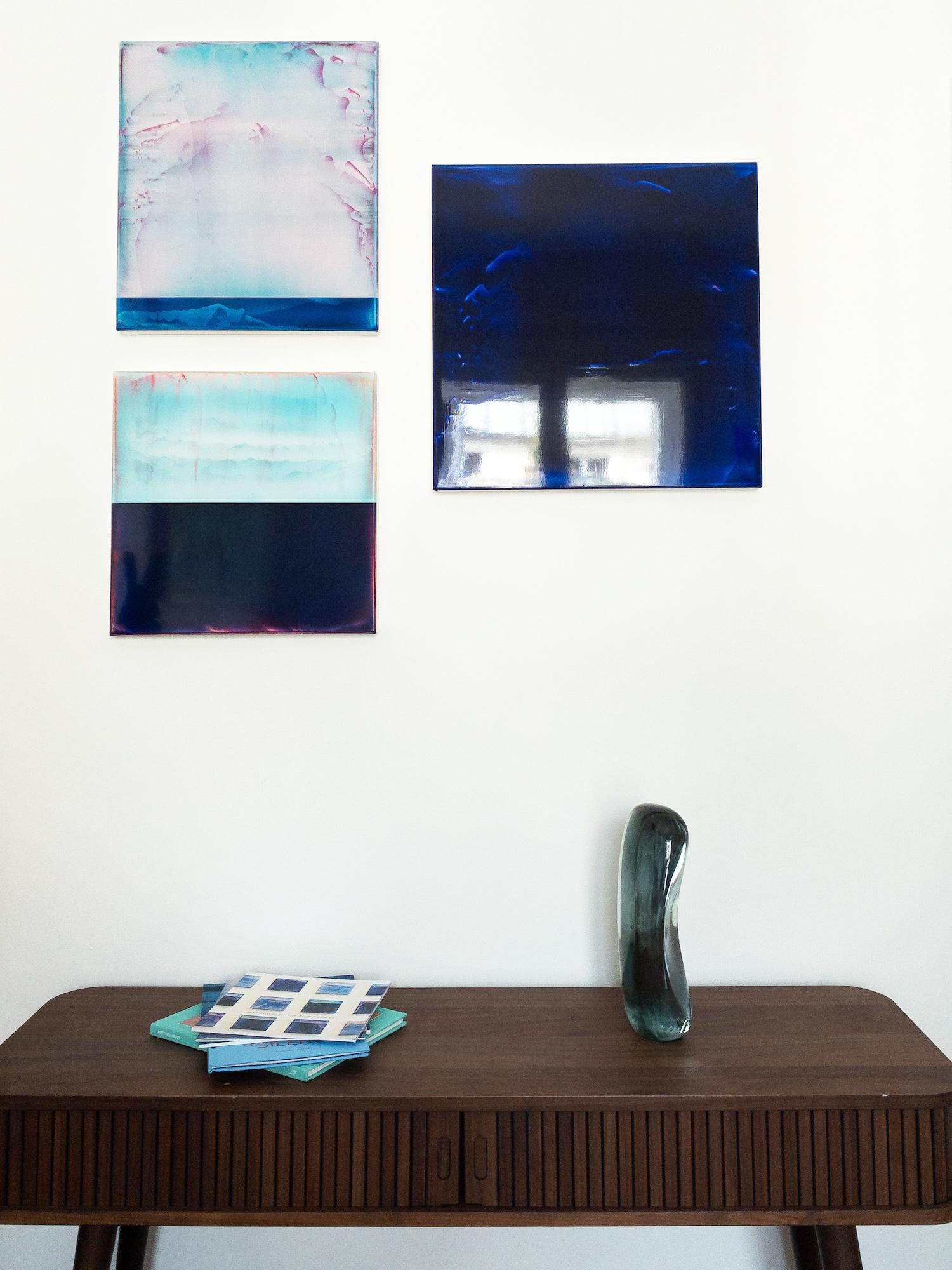 Lucent (2/19) di James Lumsden - Quadro astratto a colori, rosa e blu in vendita 13