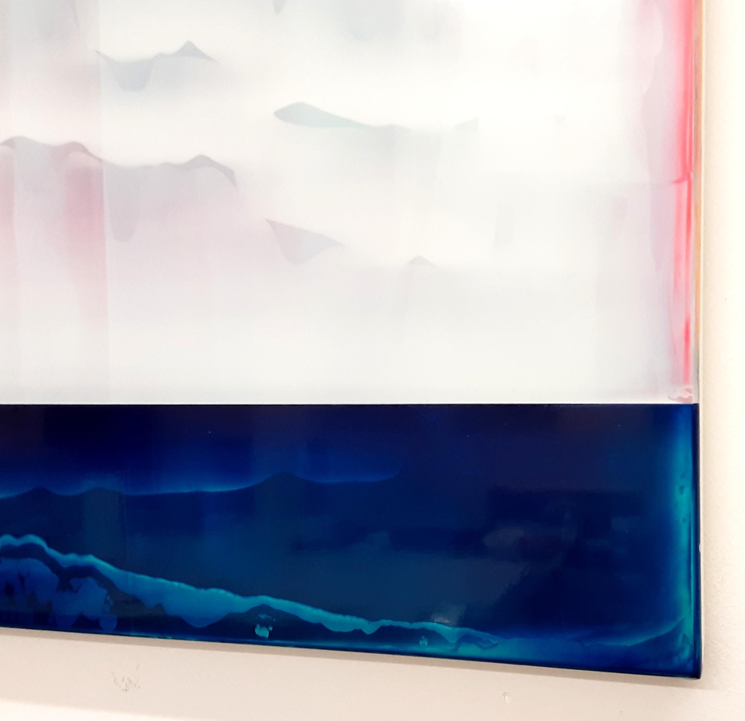 Lucent (4/19) von James Lumsden - Abstrakte Farbmalerei, rosa und hellblau im Angebot 7
