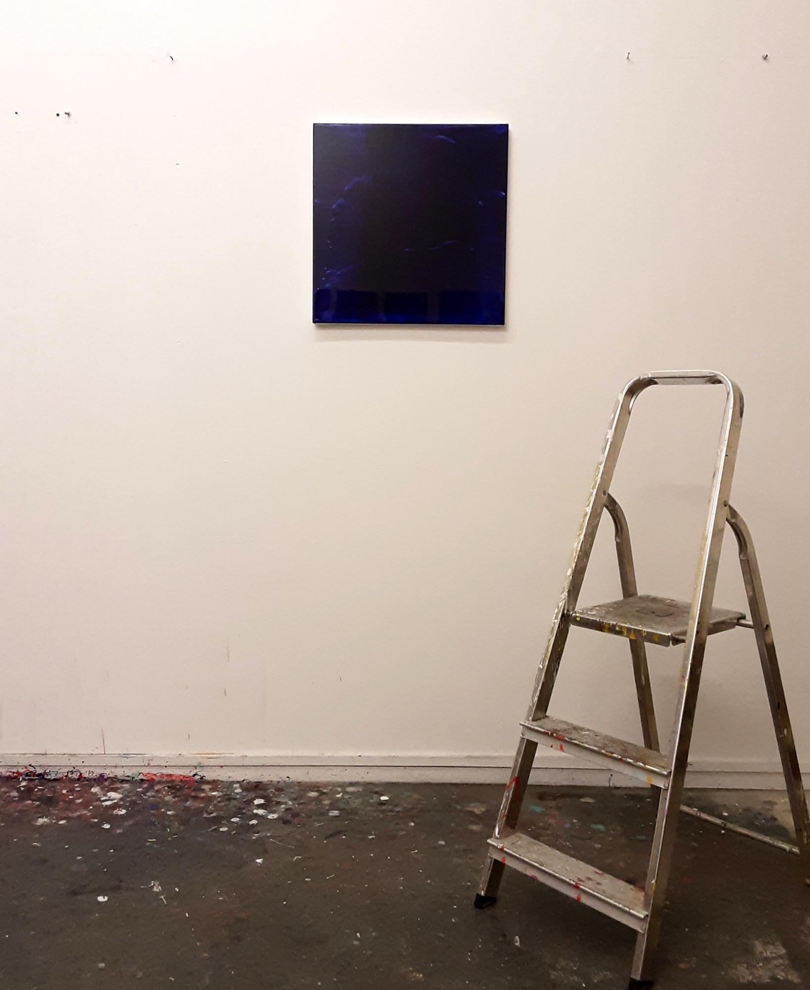 Resonance (2/22) par A James Lumsden - Peinture abstraite en couleur, bleu profond  en vente 1