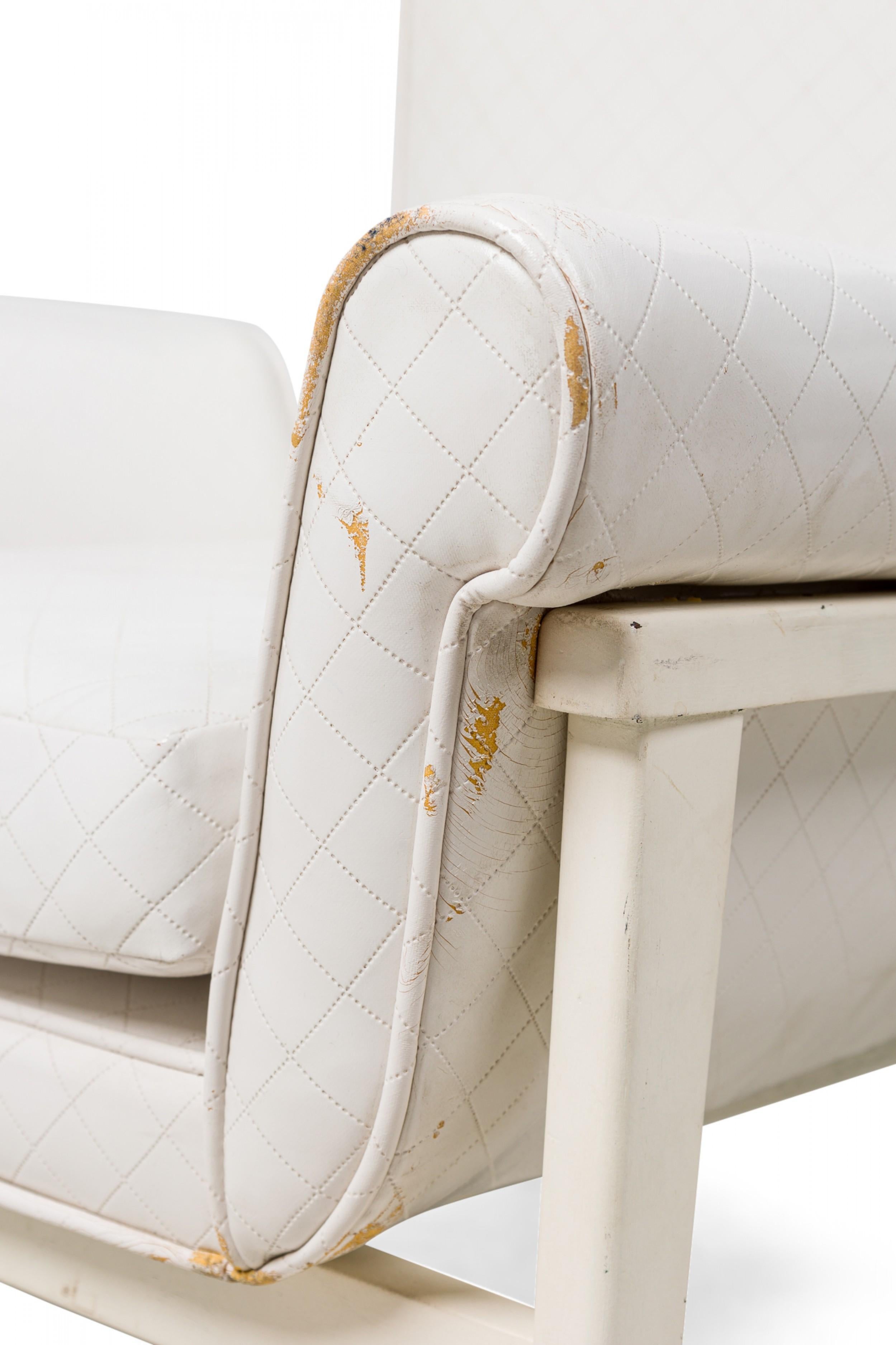 James Mont American High Back, Button Tufted White Lacquered Lounge/Armchair en vente 1