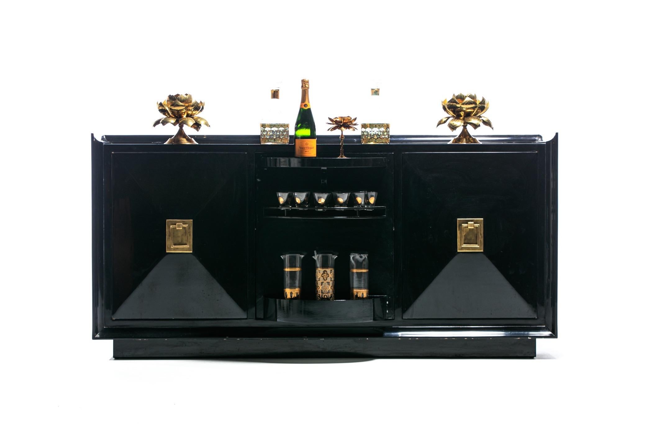 American James Mont Attributed Black Lacquered Sideboard or Bar Cabinet, circa 1940s For Sale