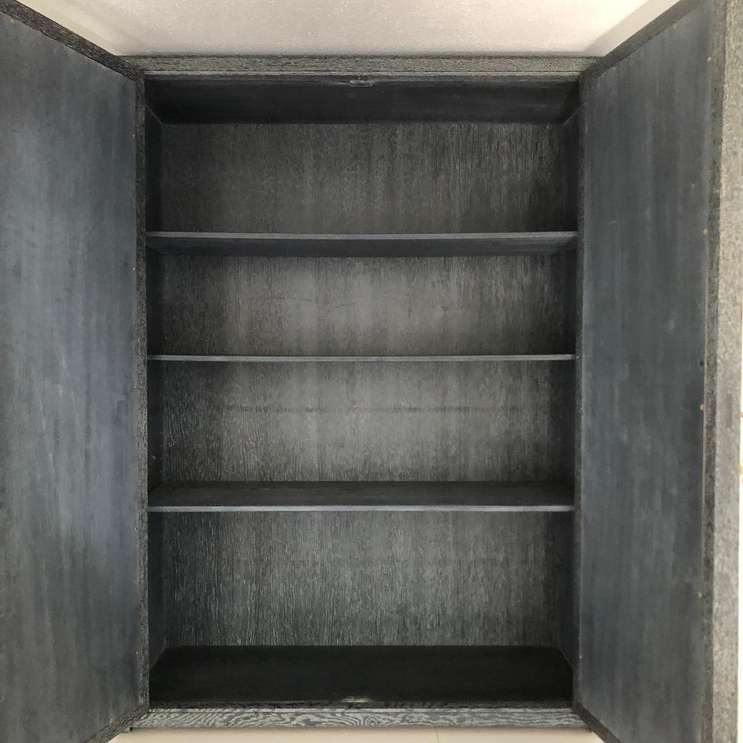 James Mont  Armoire murale en bambou sculpté. ( 2 disponibles ) en vente 2
