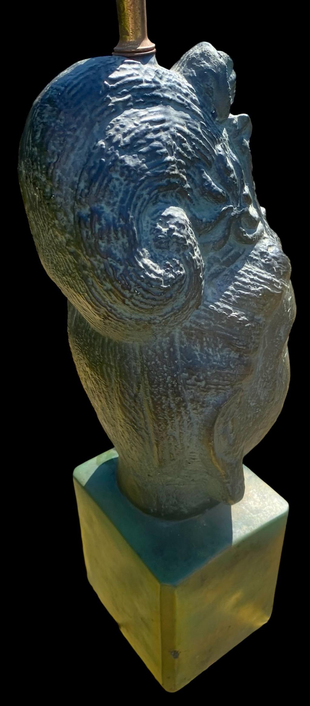 James Mont Lampe à tête de bouddha Tara en céramique, vers 1950 en vente 3