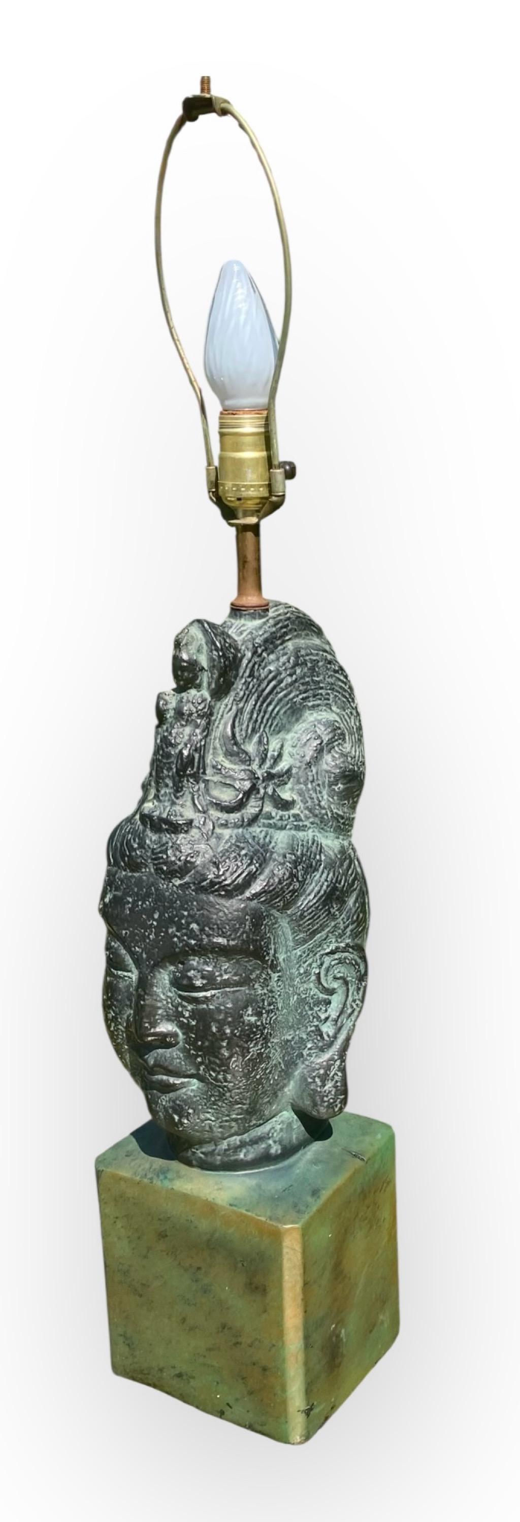 James Mont Lampe à tête de bouddha Tara en céramique, vers 1950 en vente 9