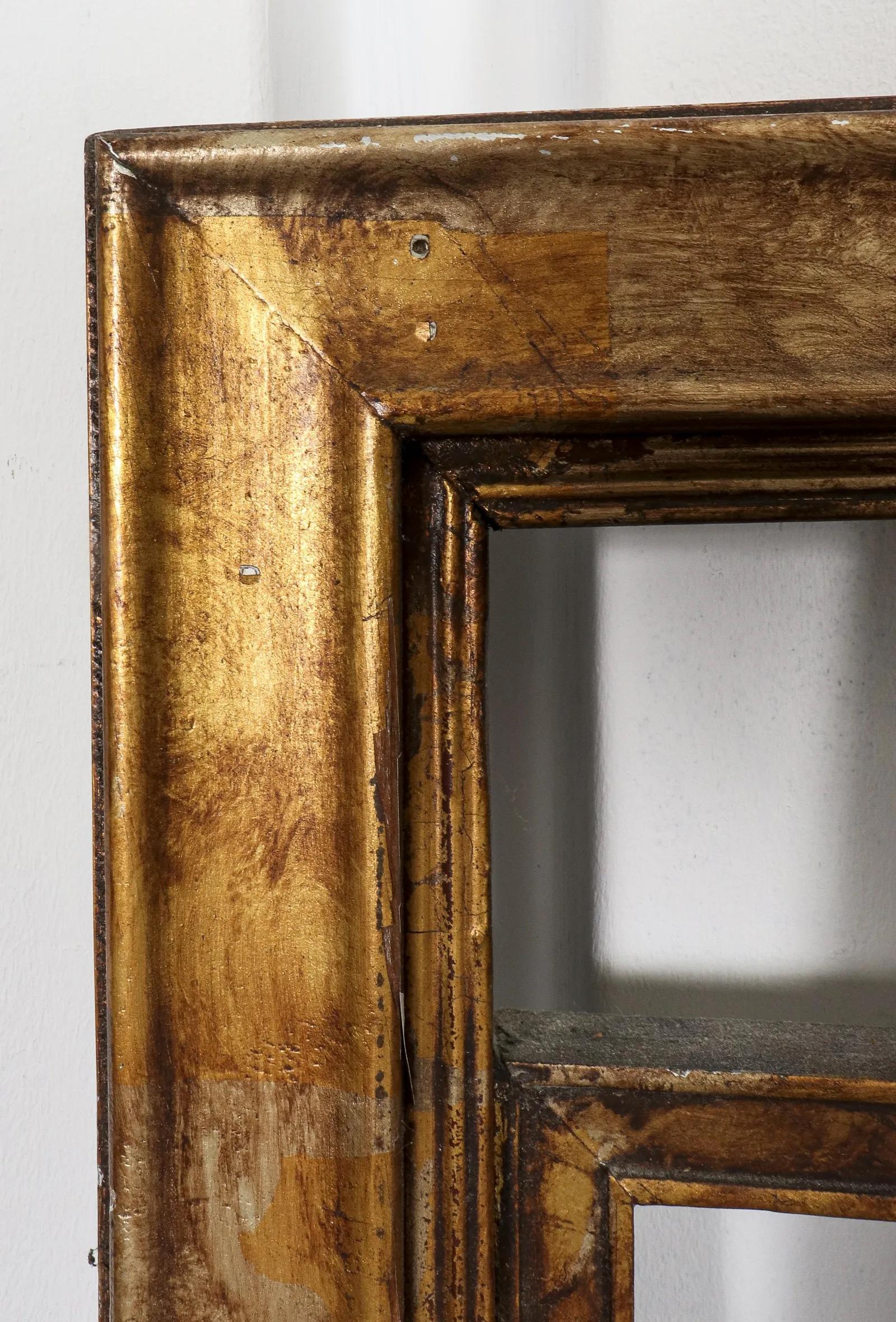 Intagliato a mano James Mont Designs Pannello asiatico in legno dorato in vendita