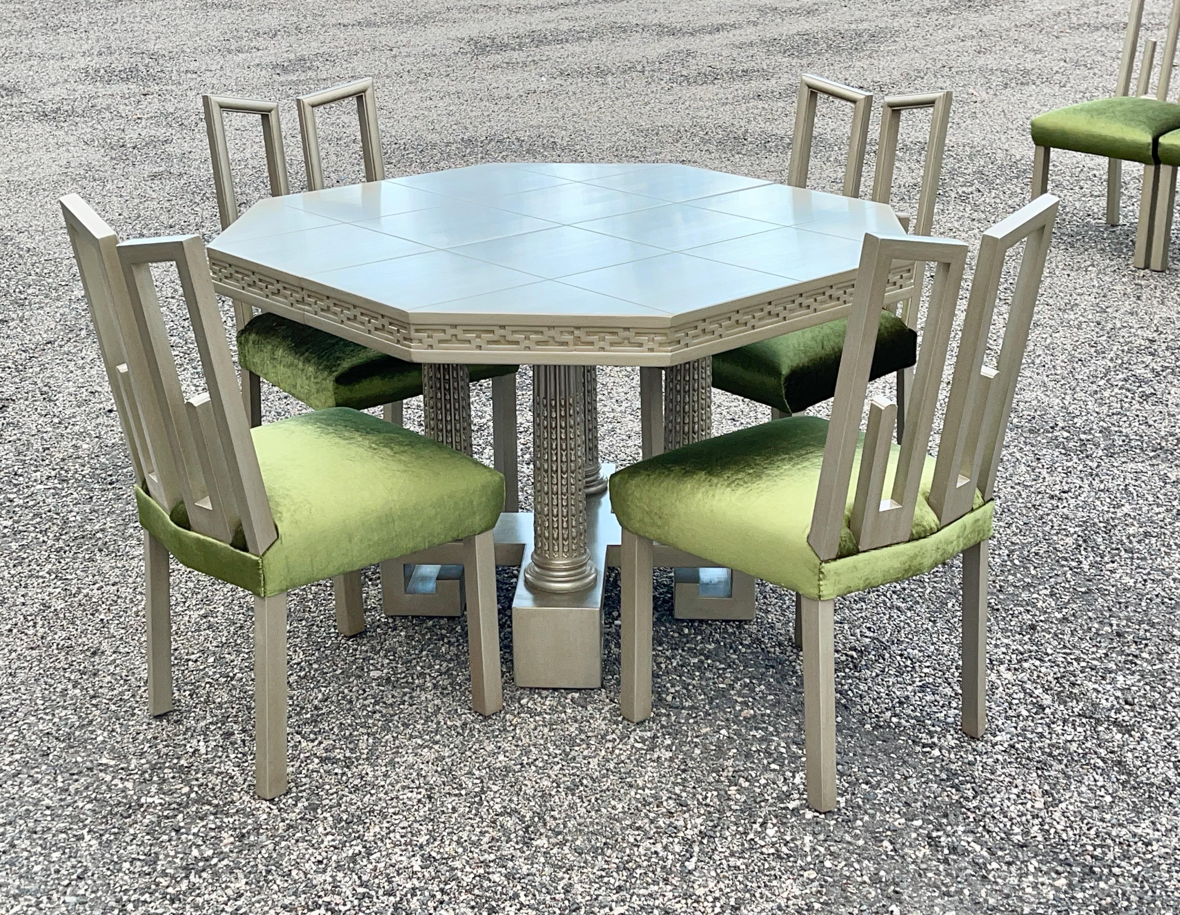 Table de salle à manger Greek Key de James Mont Designs et 10 chaises argentées et vertes en vente 3