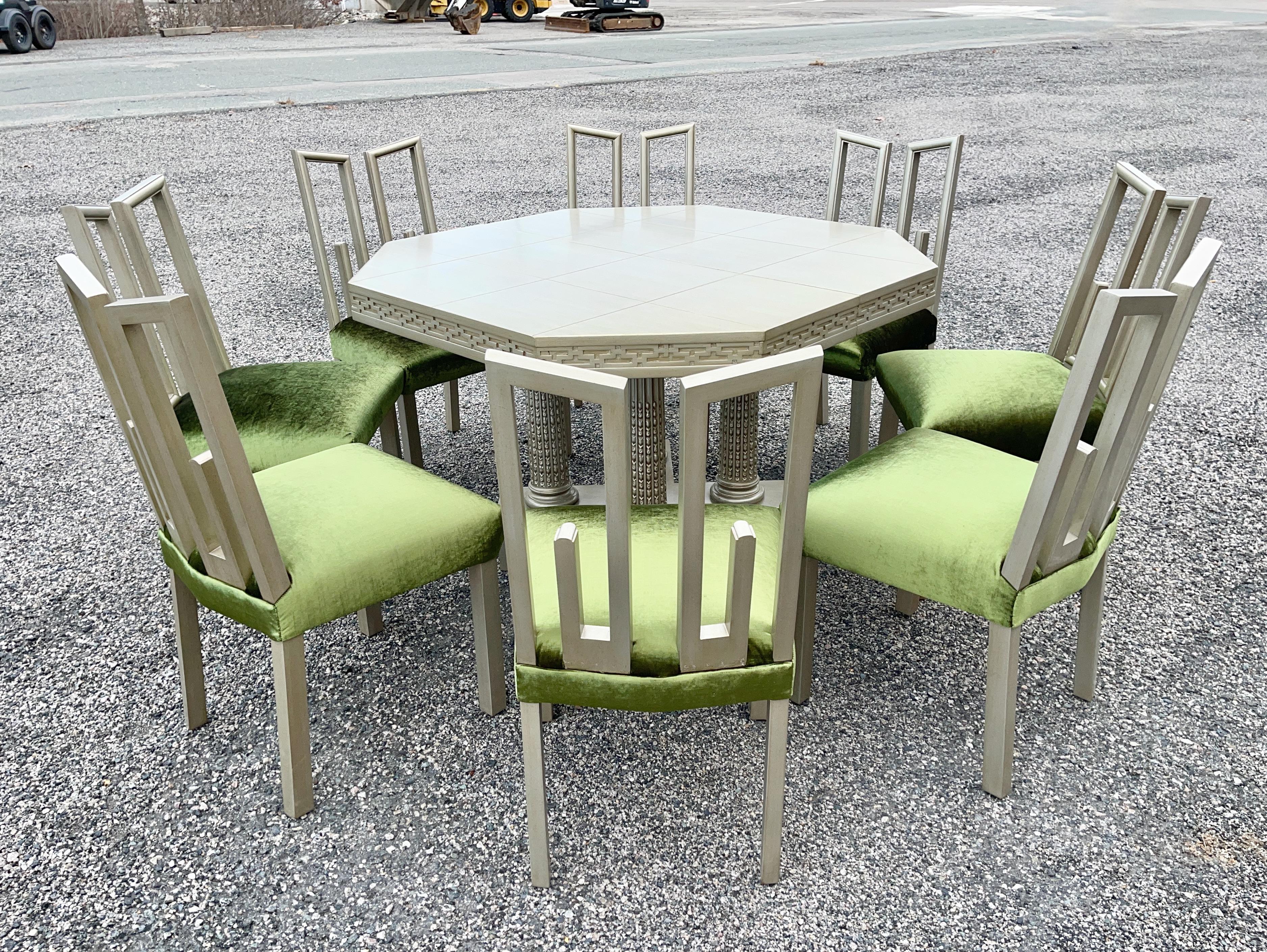Table de salle à manger Greek Key de James Mont Designs et 10 chaises argentées et vertes en vente 4